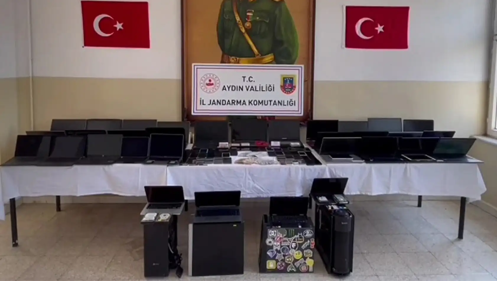 13 İlde Yasadışı Bahis Ve Kumar Operasyonu: 35 Gözaltı