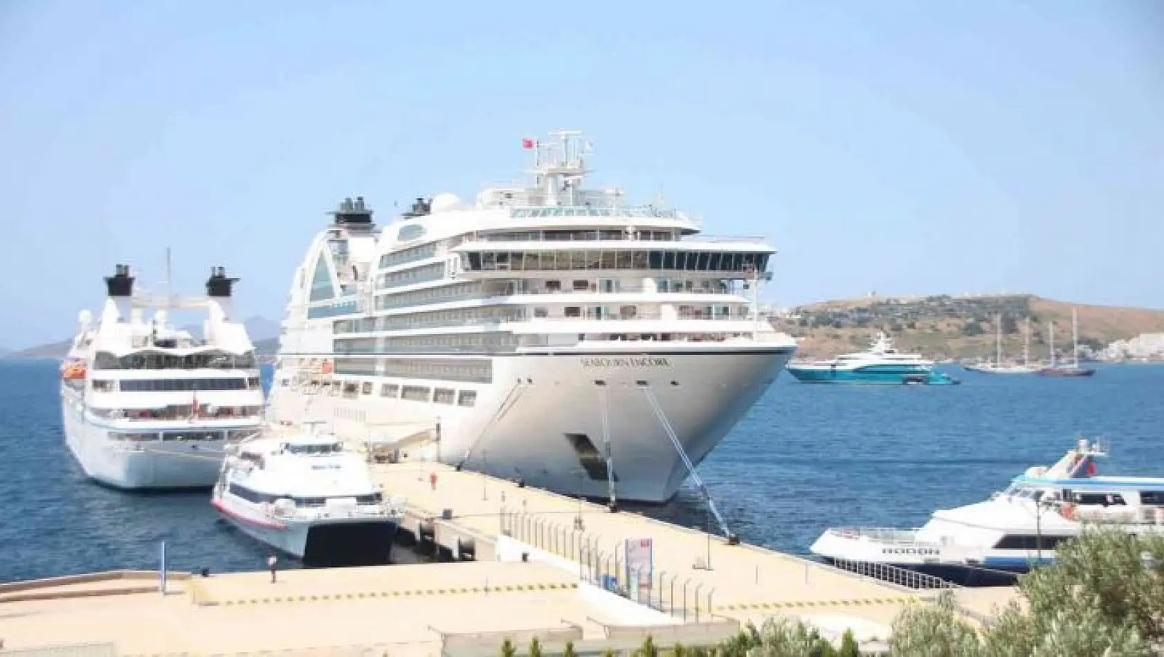 Bodrum'da deniz turizmi bereketli geçiyor