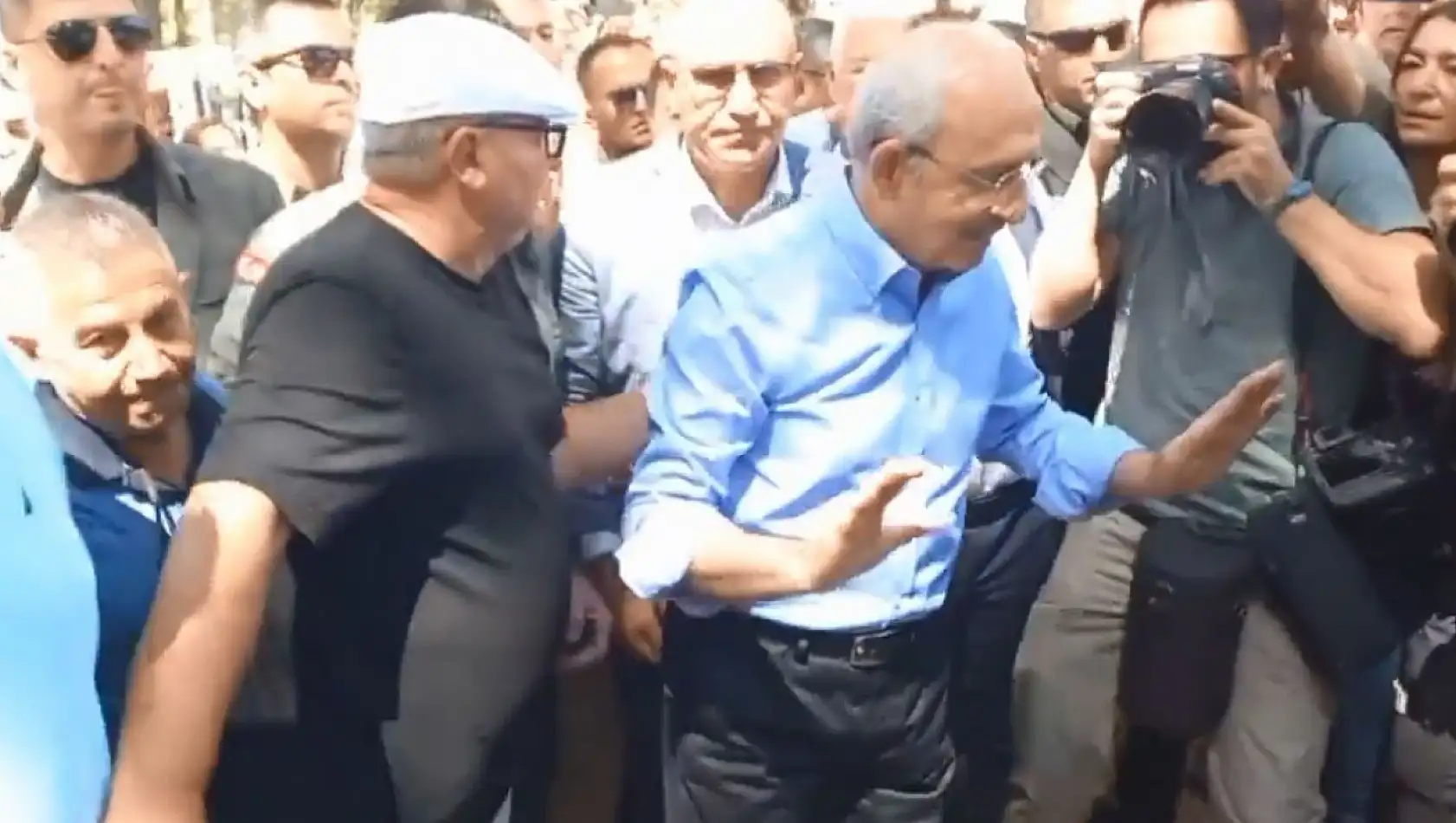 CHP lideri Kemal Kılıçdaroğlu Akbelen'e ayak bastı