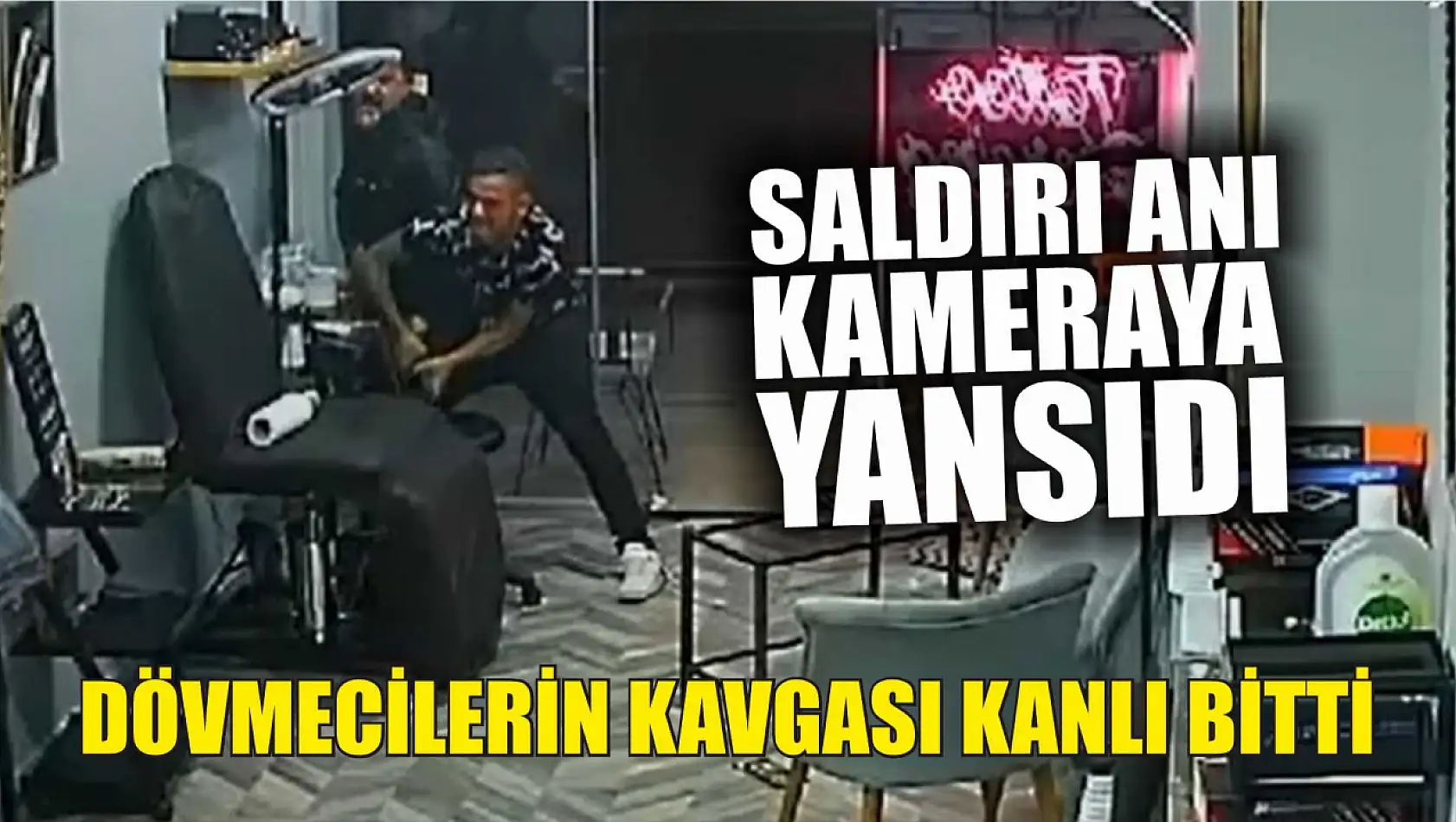 Dövmecilerin kavgası kanlı bitti, saldırı anı kamerada