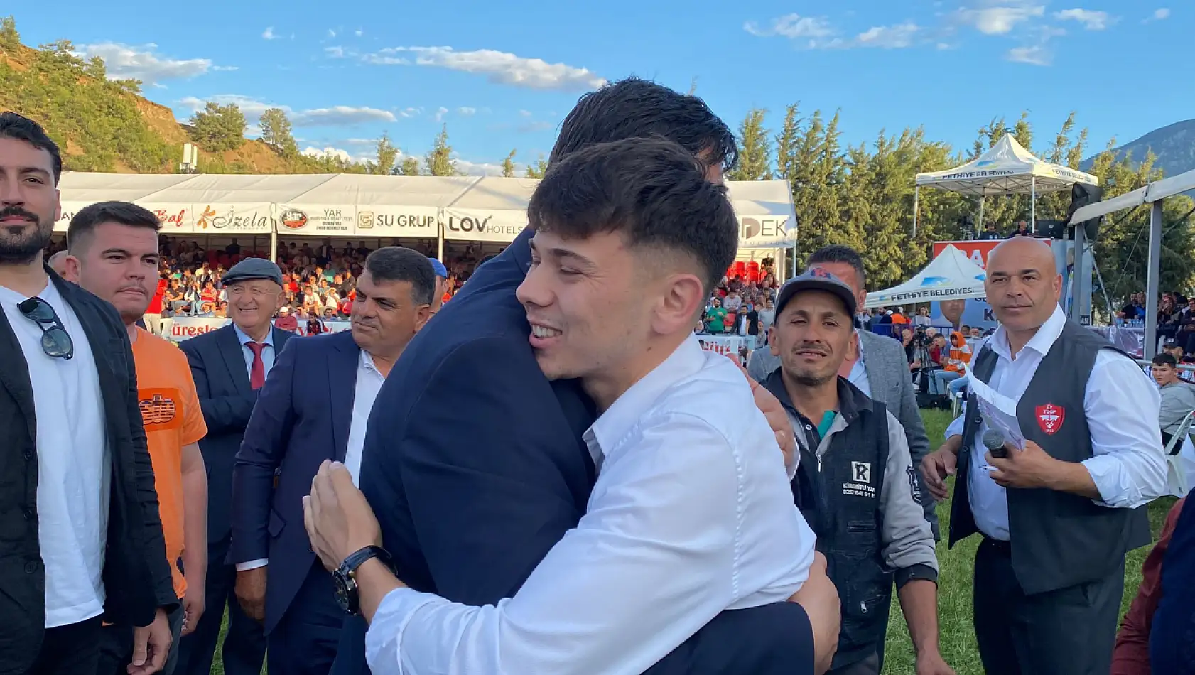 Karaçulha Mustafa Kiremitli 2.Yağlı Güreşleri'nde Türkiye'nin En Genç Güreş Ağası Oldu 