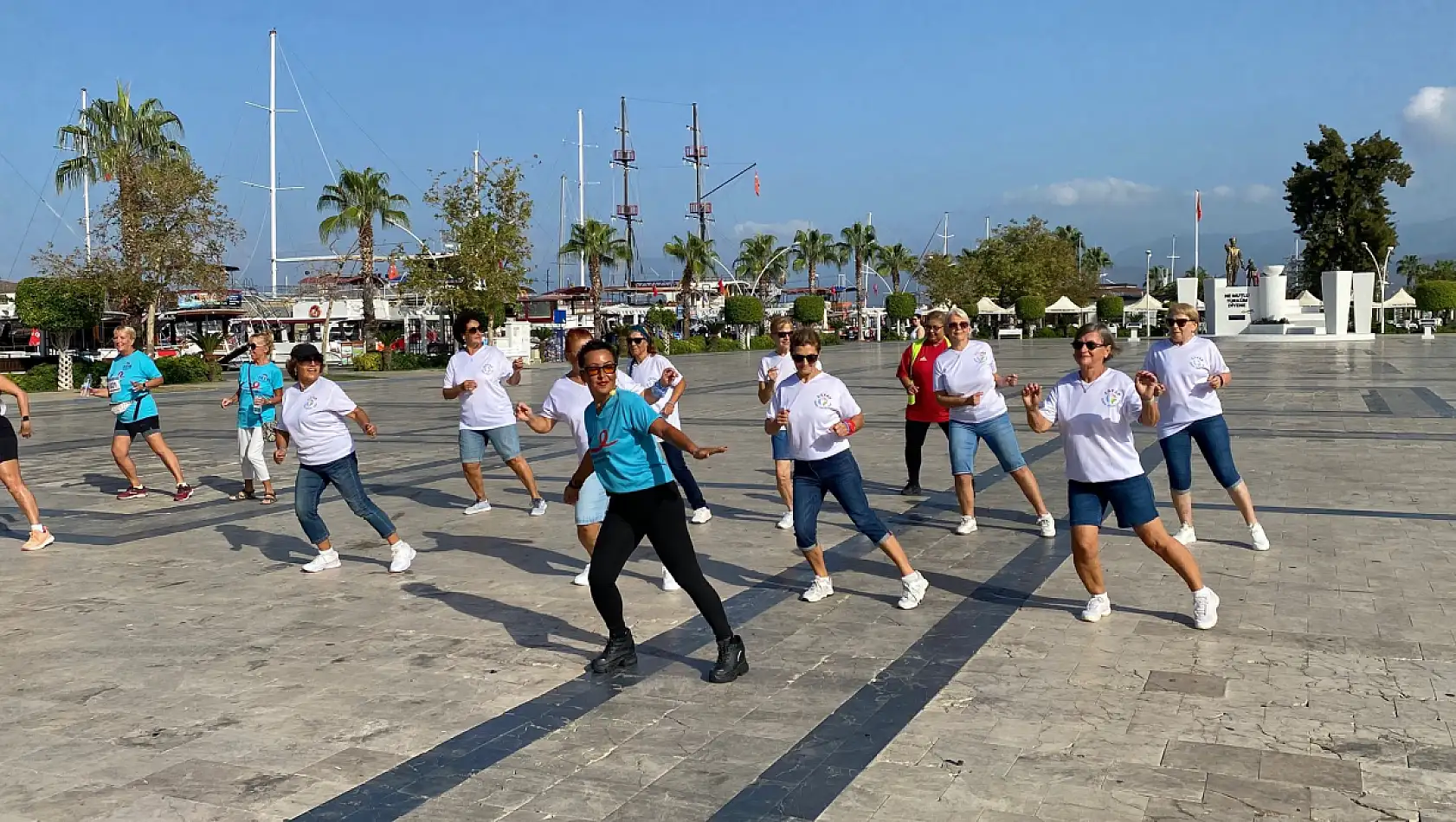 Fethiye'de kanser hastaları için koştular
