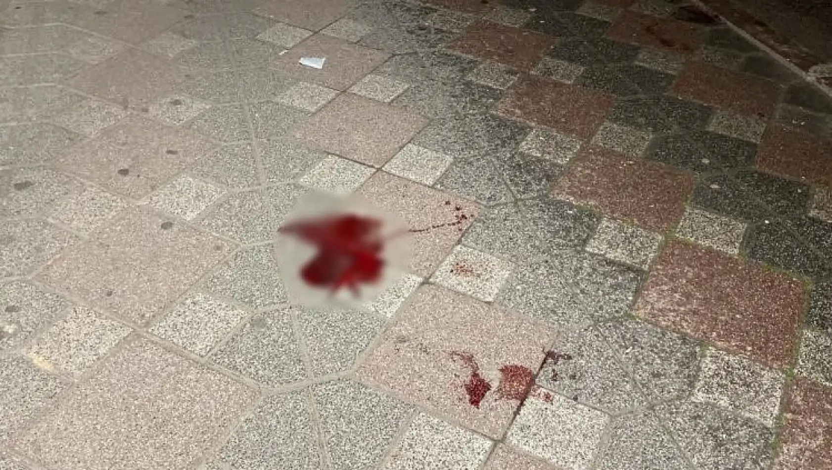 Kız meselesi yüzünden 16 yaşındaki çocuk göğsünden tabancayla vurulup öldürüldü