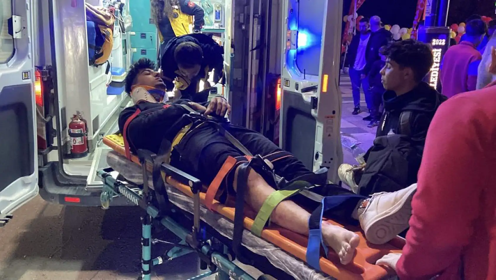 Otomobil motosiklete çarptı: 1 yaralı