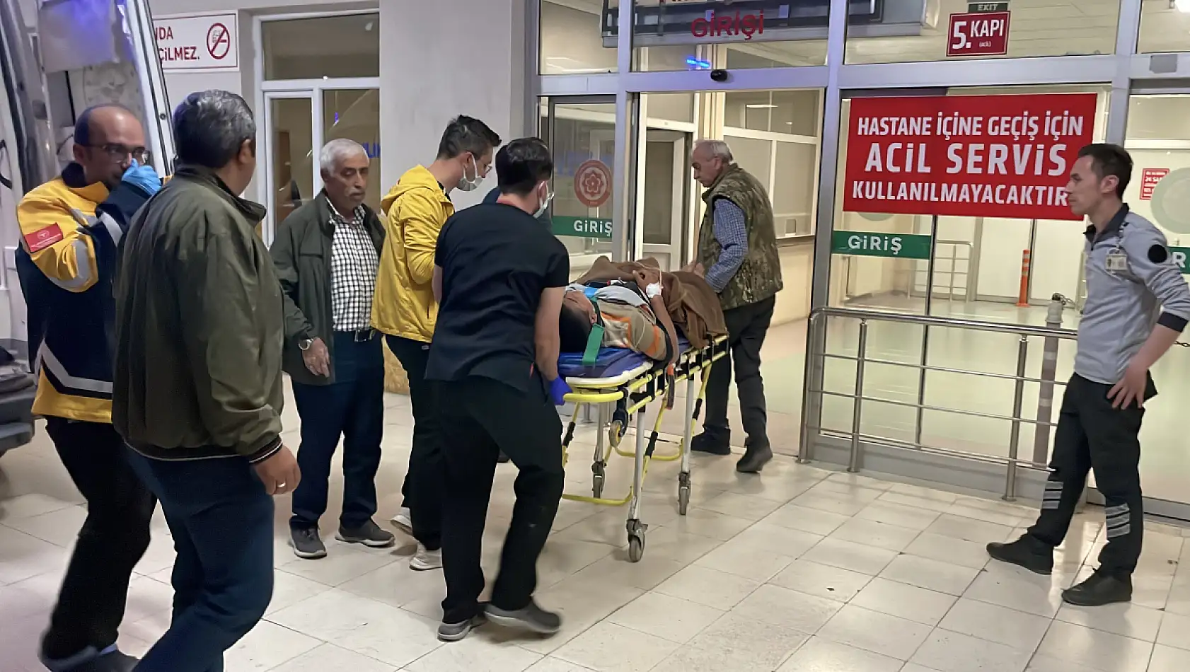 Kan donduran olay: Kardeşini öldürdü, diğer kardeşi ve kendi oğlunu yaraladı