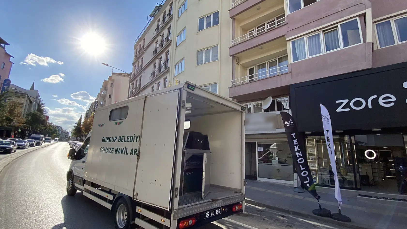 Otel odasında ölü bulundu