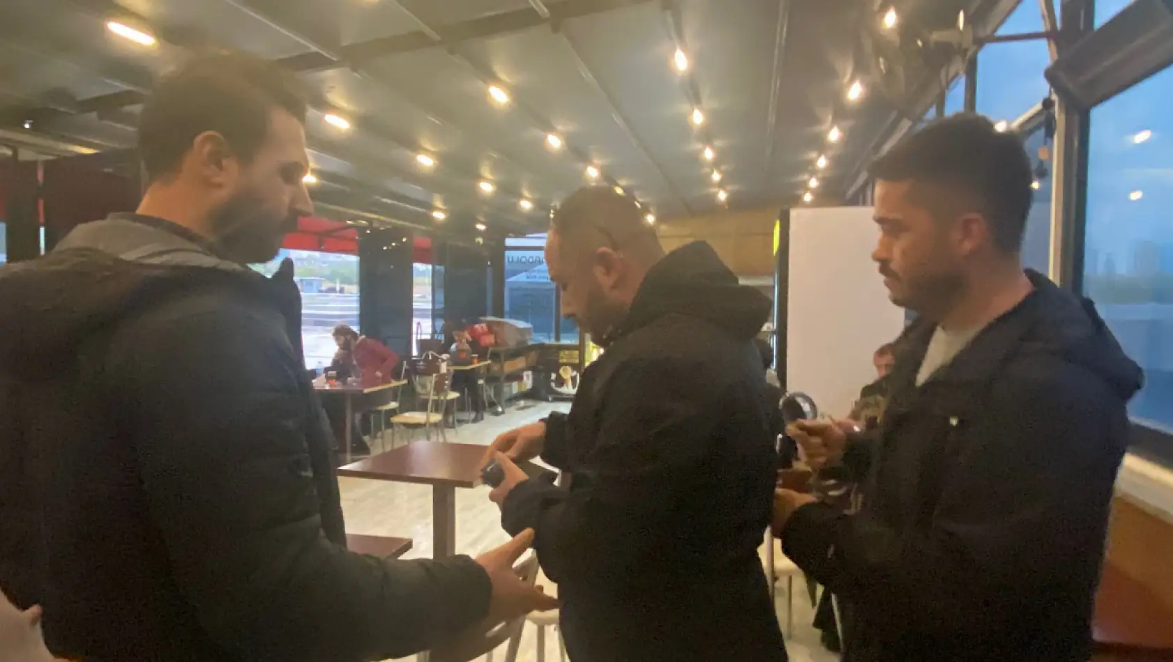 Dolandırıcı avukat suçüstü yakalandı: Cezaevinden çıktı, aynı suçla geri döndü
