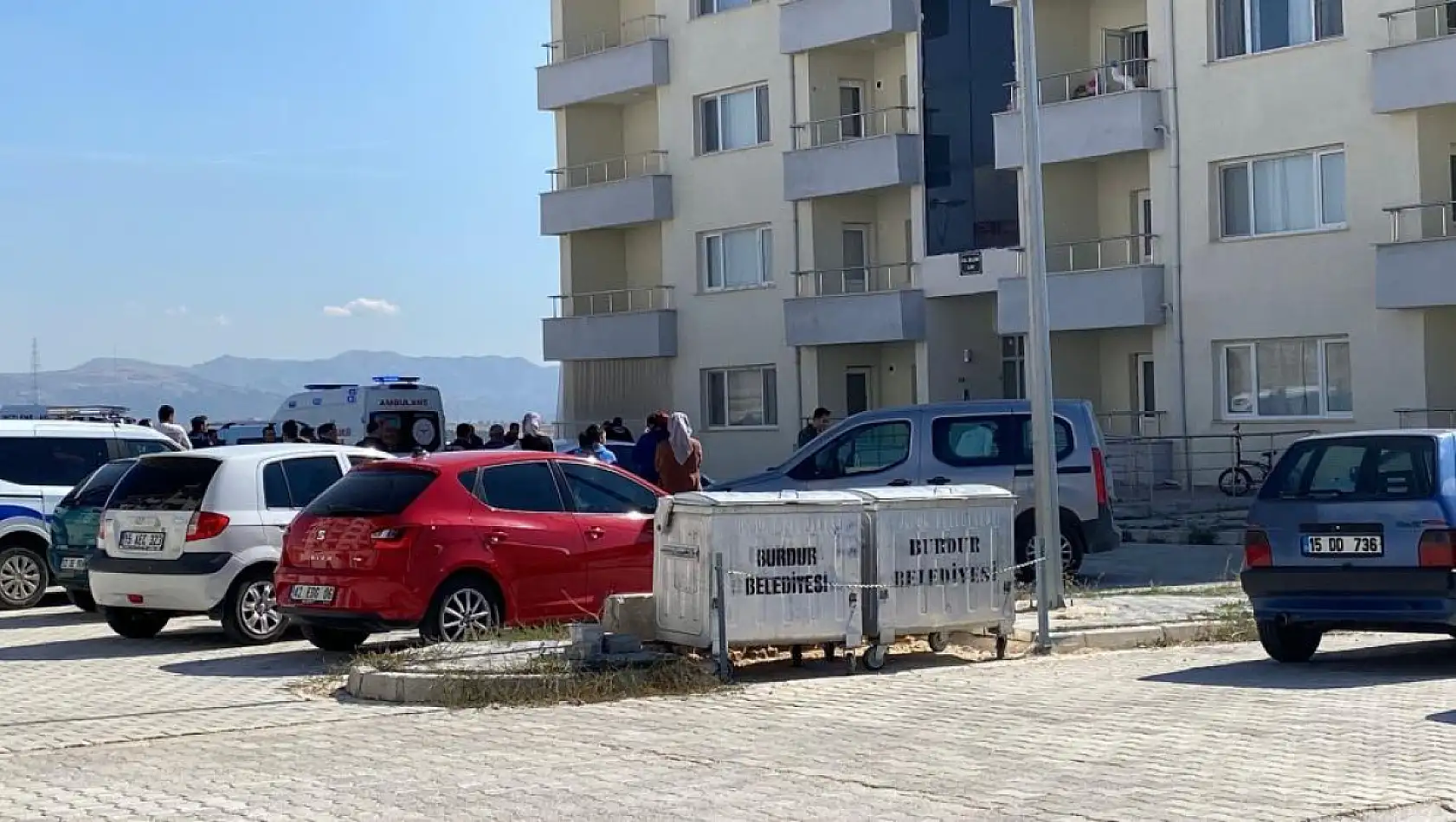 İnfaz koruma memuru evinde ölü bulundu