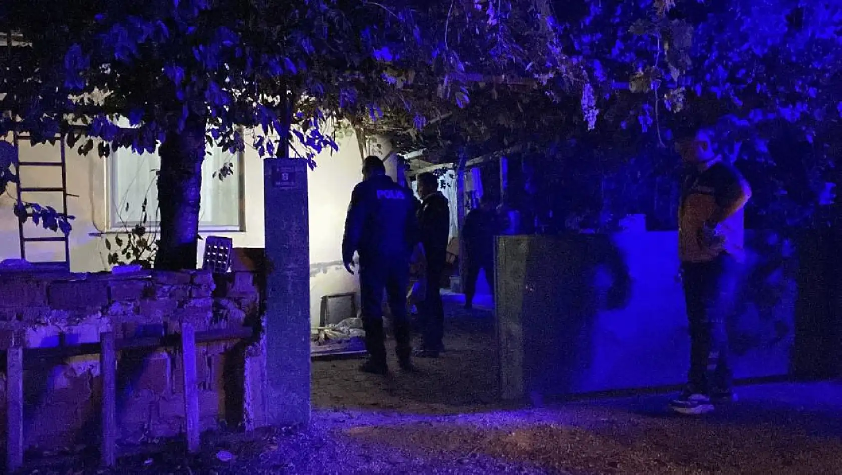 Aile faciası: Oğlu tarafından tüfekle vurulan baba hayatını kaybetti