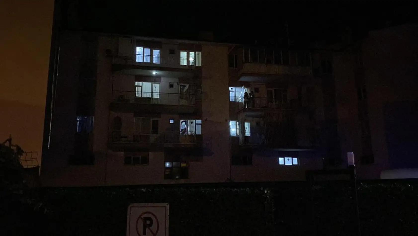 Anten tamir ederken çatıdan düşüp hayatını kaybetti