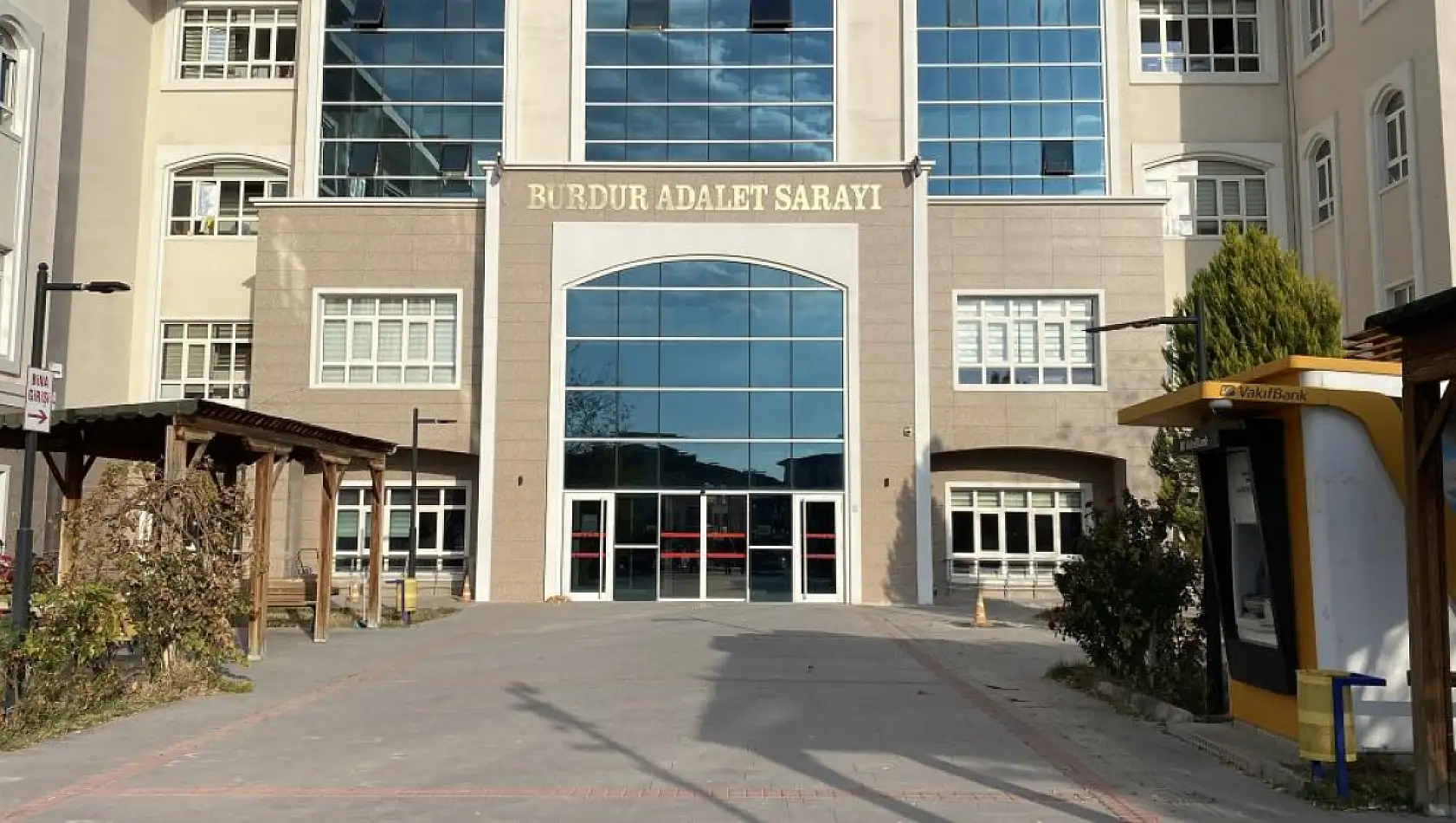 Kuzenini Öldüren Sanığın Tutukluluğuna Devam Kararı