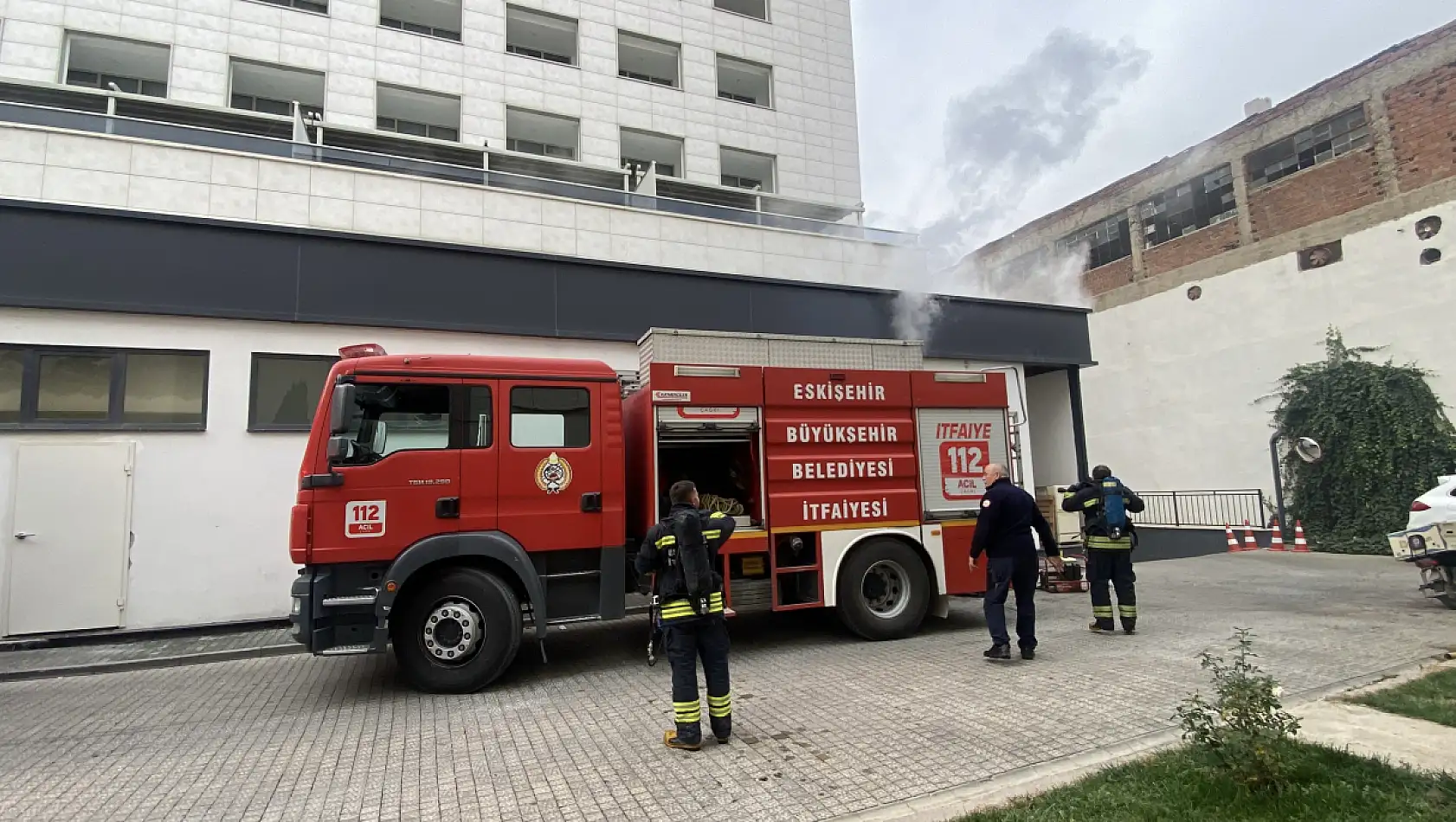 Otelde yangın paniği: 152 kişi tahliye edildi