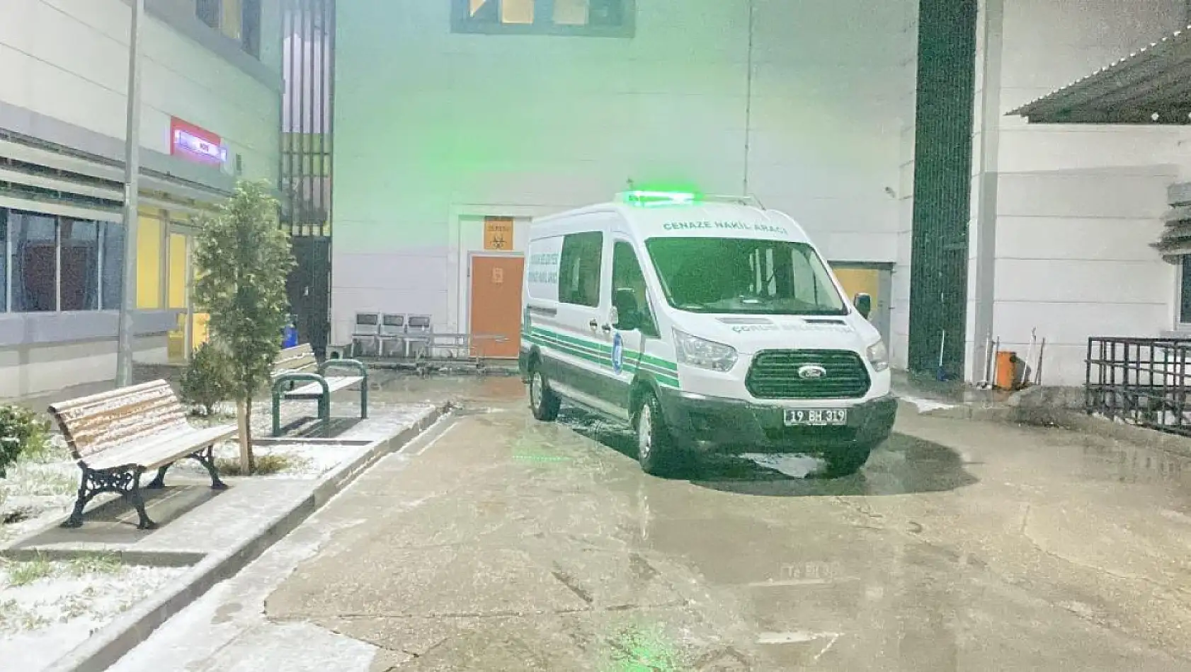 Feci olay: Yem karma makinasına düşen adam hayatını kaybetti