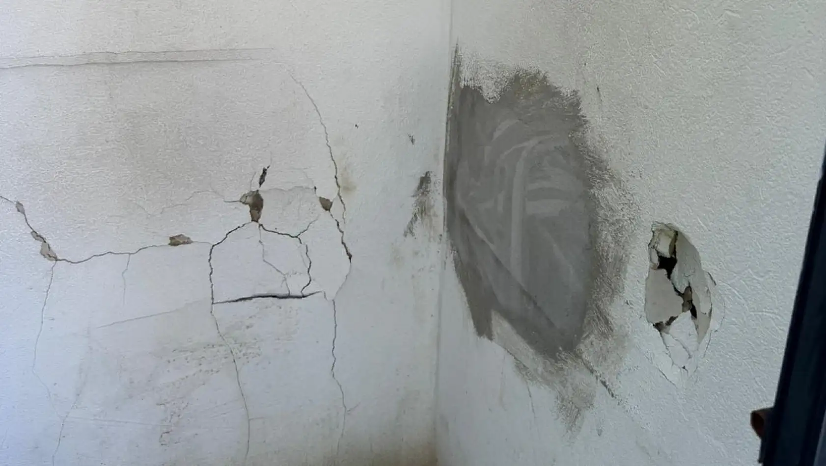 Akmaz Halk Plajında Vandalizm