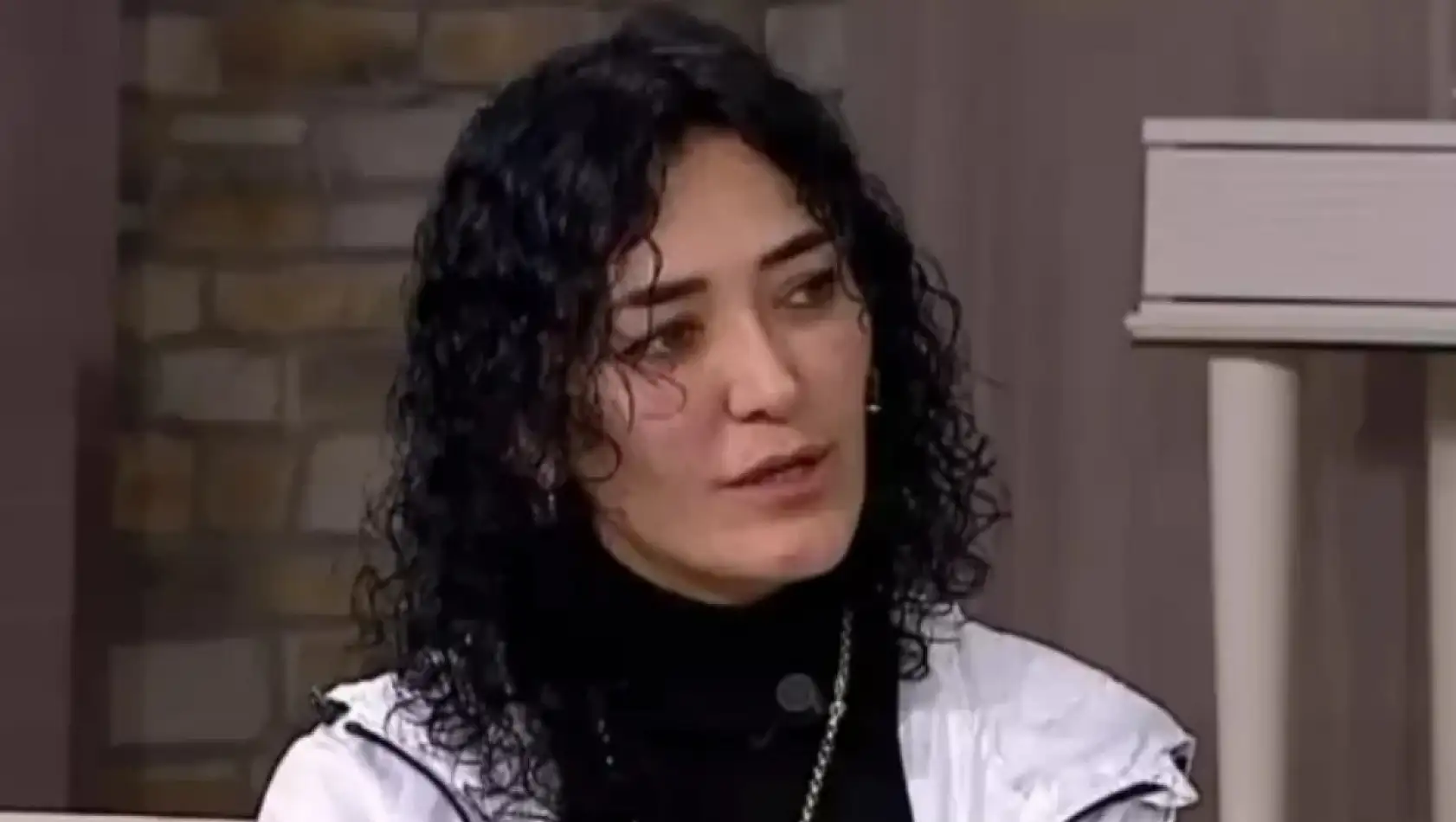 'Fenerbahçe şampiyon olacak' diyen astrolog, canlı yayında tüm Fenerbahçelilere küfür etti