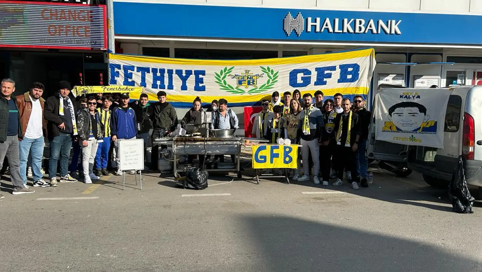 GFB Fethiye'den Şehitler ve Tribün Lideri Sefa Kalya için lokma hayrı