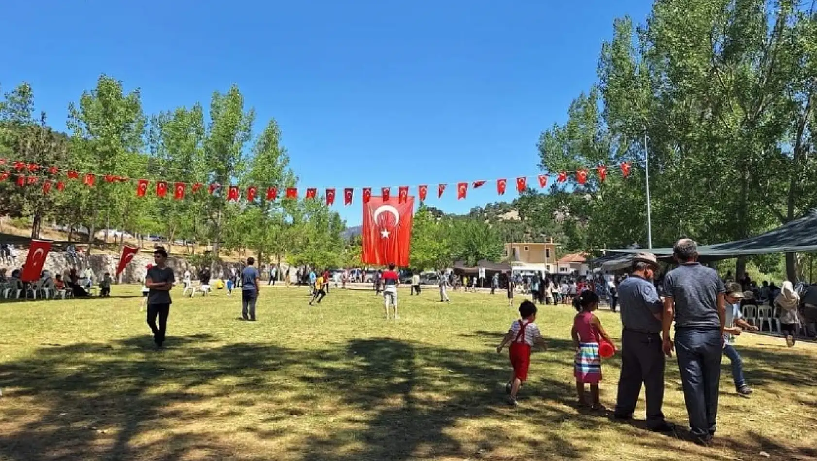 Hafızlar Şenliği Yapıldı