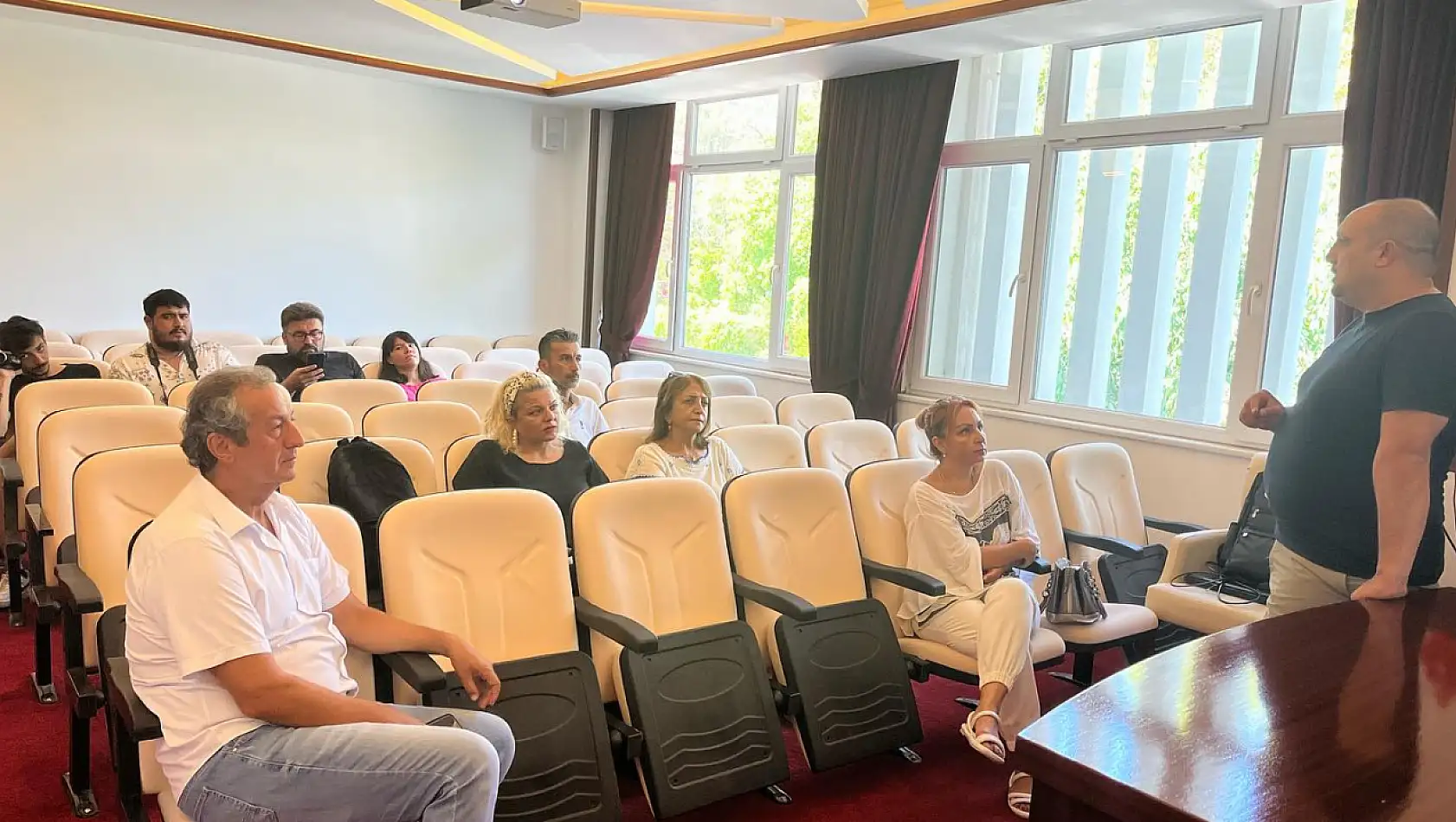 Kaymakam Karaman, Sosyal Medya Okuryazarlığı Seminerine Katıldı