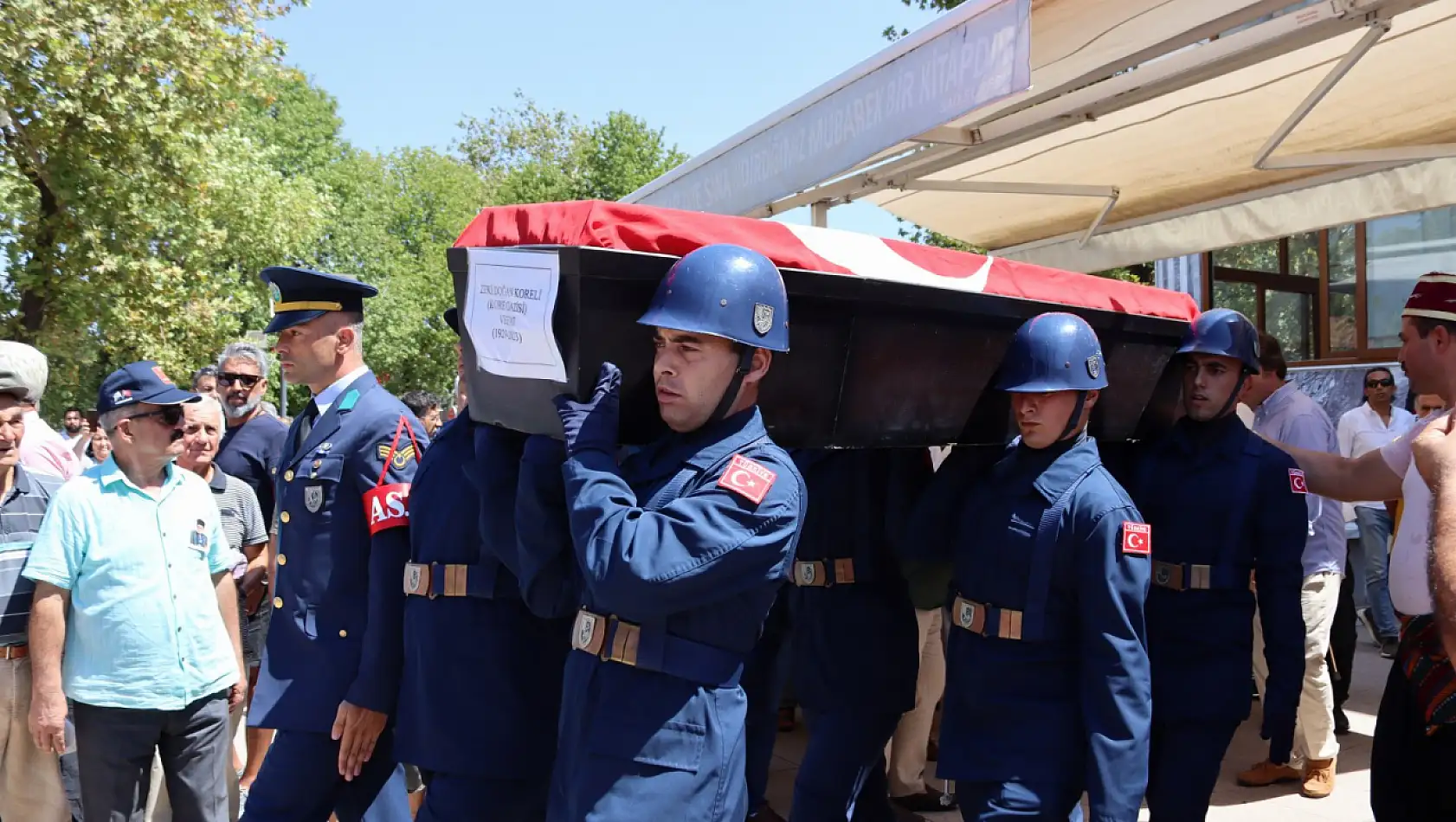 Kore Gazisi Son Yolculuğuna Dualarla Uğurlandı 