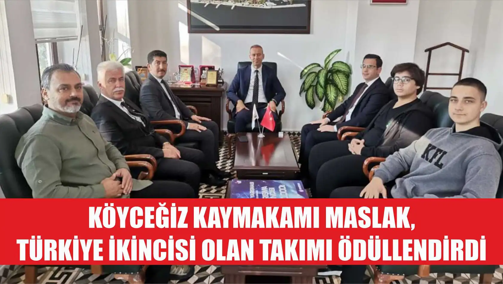 Köyceğiz Kaymakamı Maslak, Türkiye ikincisi olan takımı ödüllendirdi