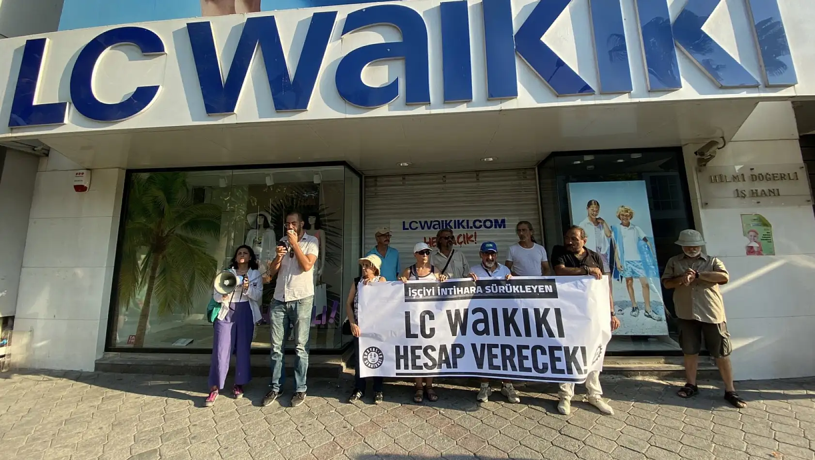 LCW çalışanı mobbing sebebiyle intihar etti Fethiye Sosyal İş Sendikası'ndan büyük tepki