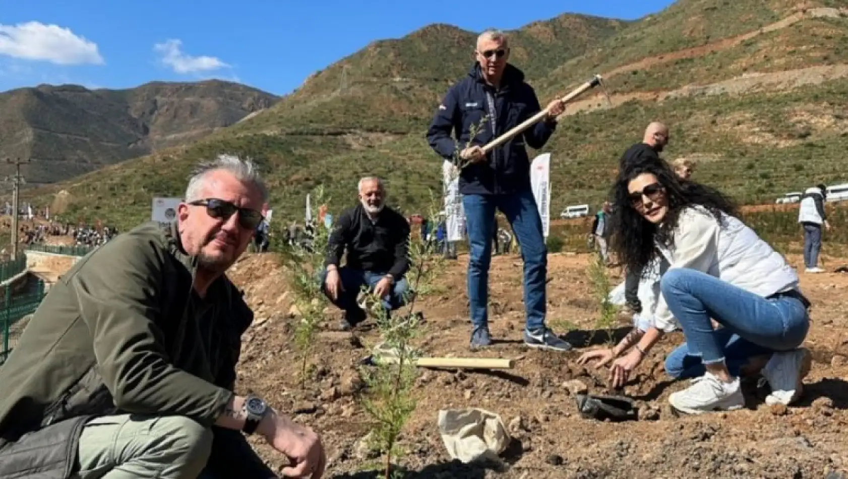 Marmaris rallisinde çevre bilinçli eylemleri devam ediyor