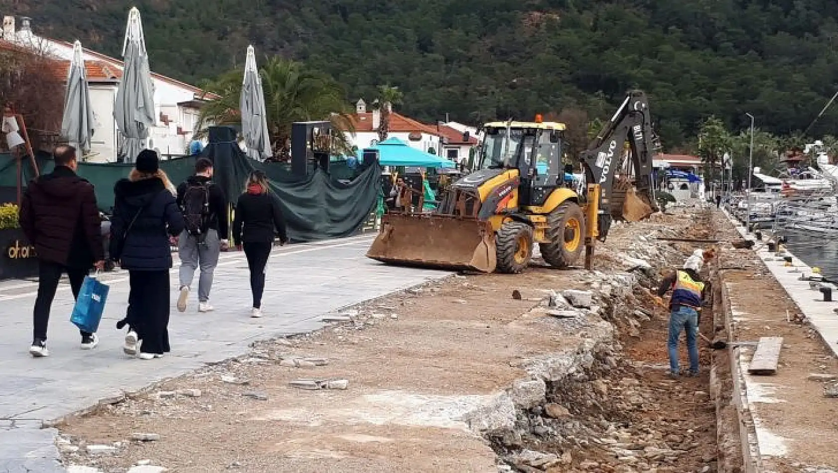 MARMARİS TİCARET ODASI BAŞKANI AYHAN 'YAT LİMANI İNŞAATI BİR AN ÖNCE SONA ERMELİ'