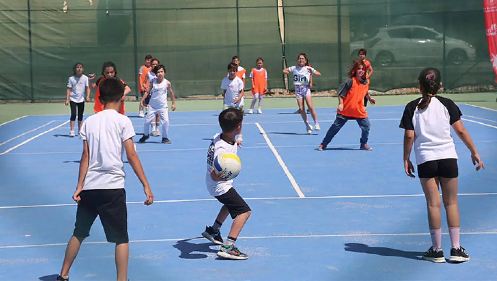 Muğla'da Çocuk Oyunları Şenliği Düzenlendi
