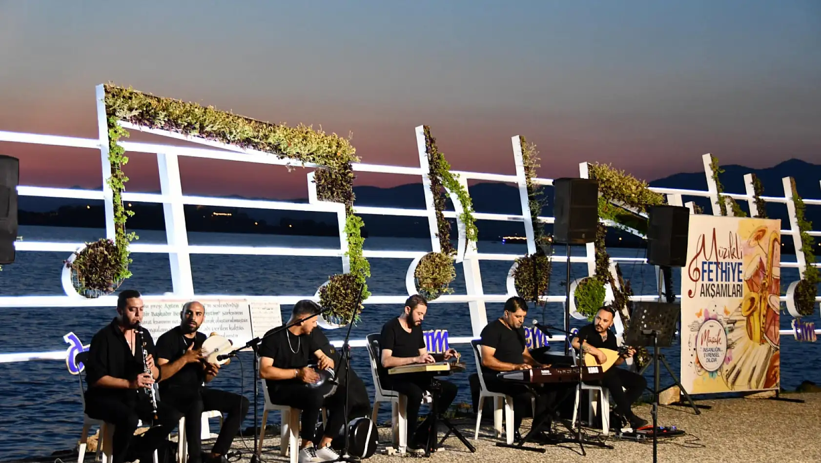 Mustafa Selçukoğlu'ndan Muhteşem Konser