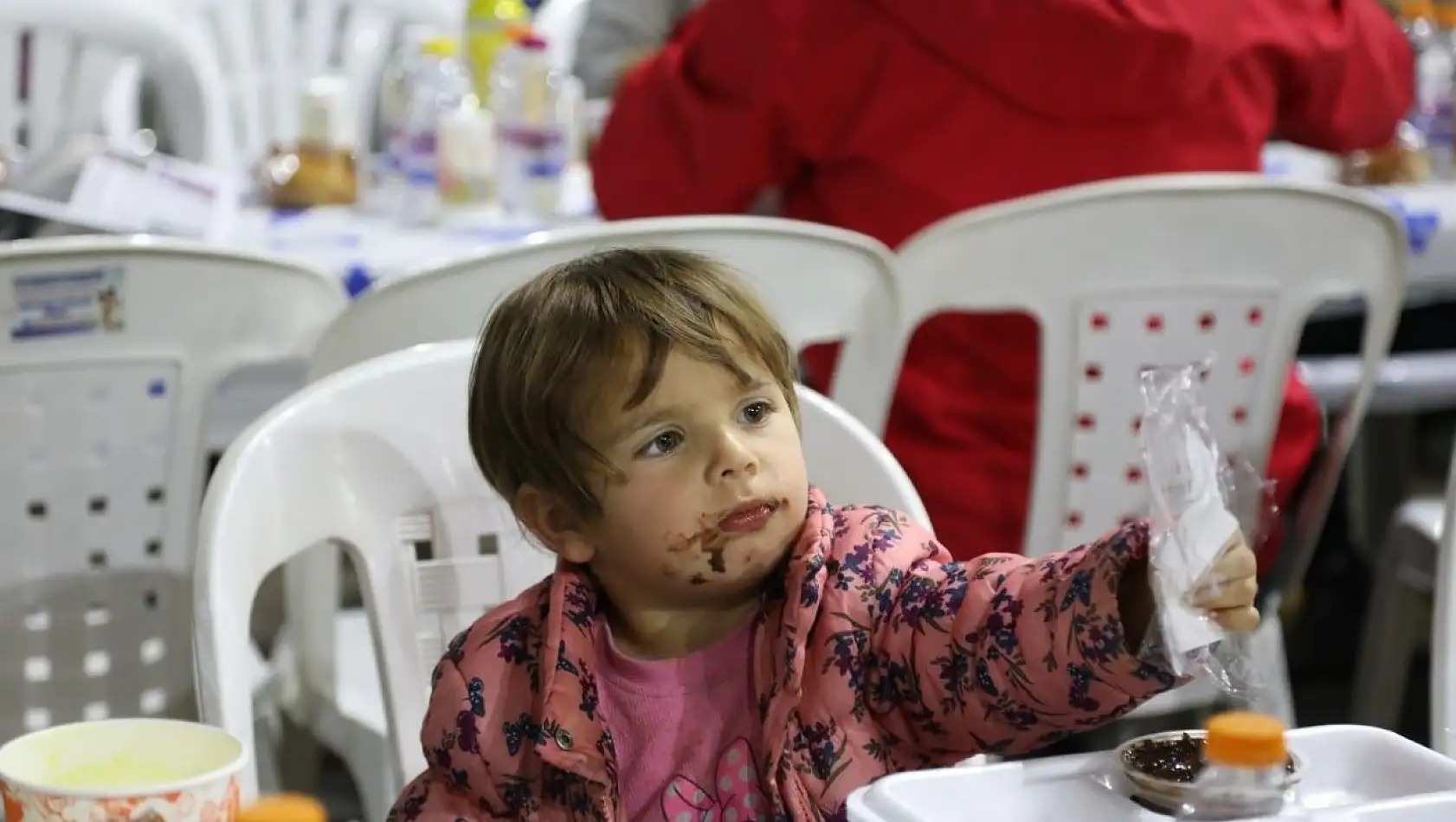 Ramazan coşkusu belediye sofralarında yaşanıyor