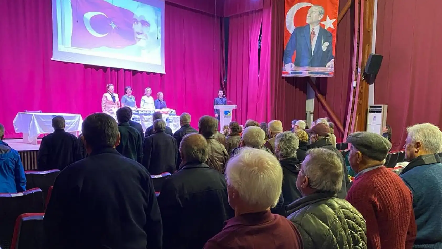 Sami Gökmen'den 'Cumhuriyet' konulu program