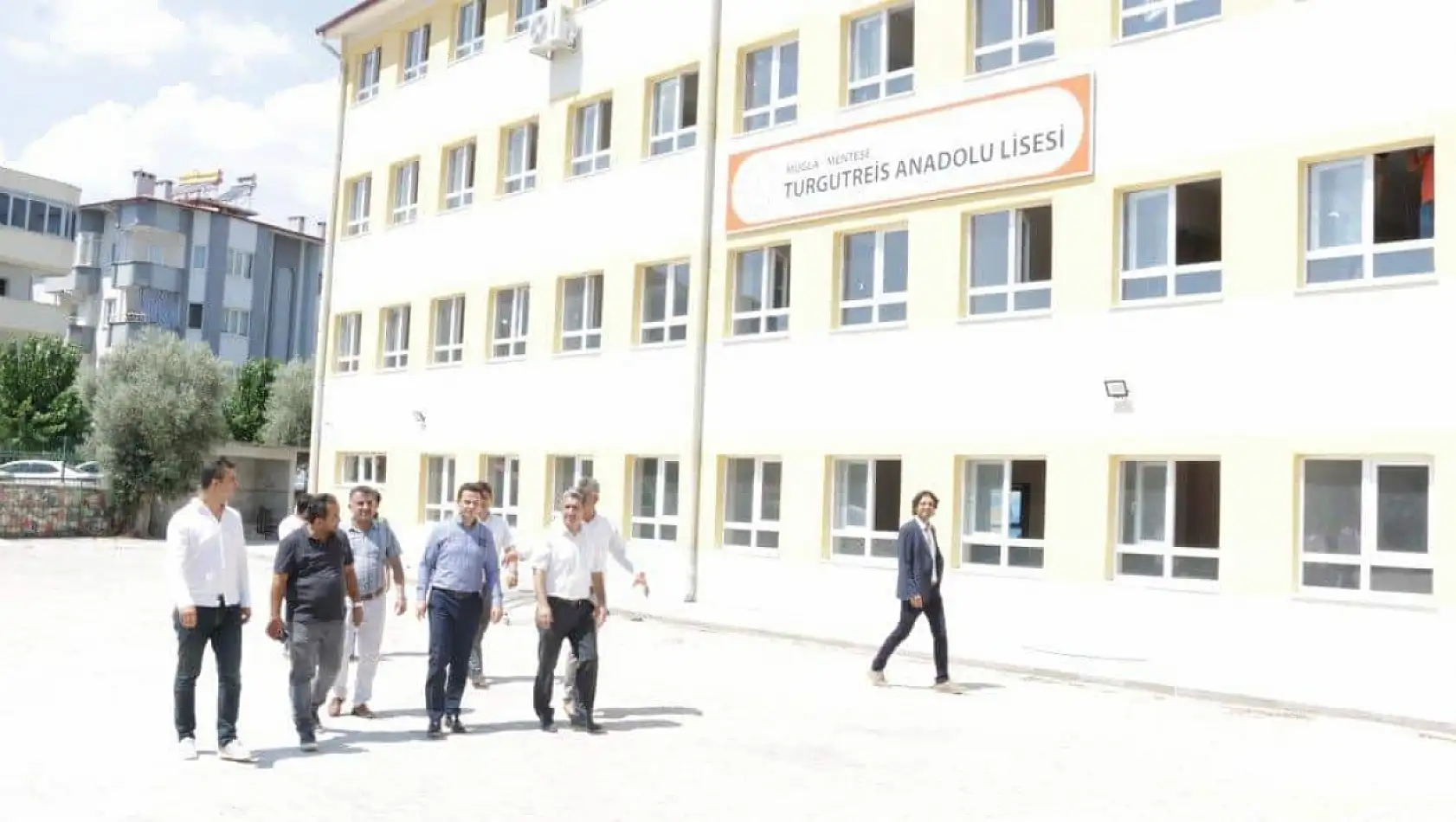 Turgutreis Anadolu Lisesi yeni görünümüne kavuştu