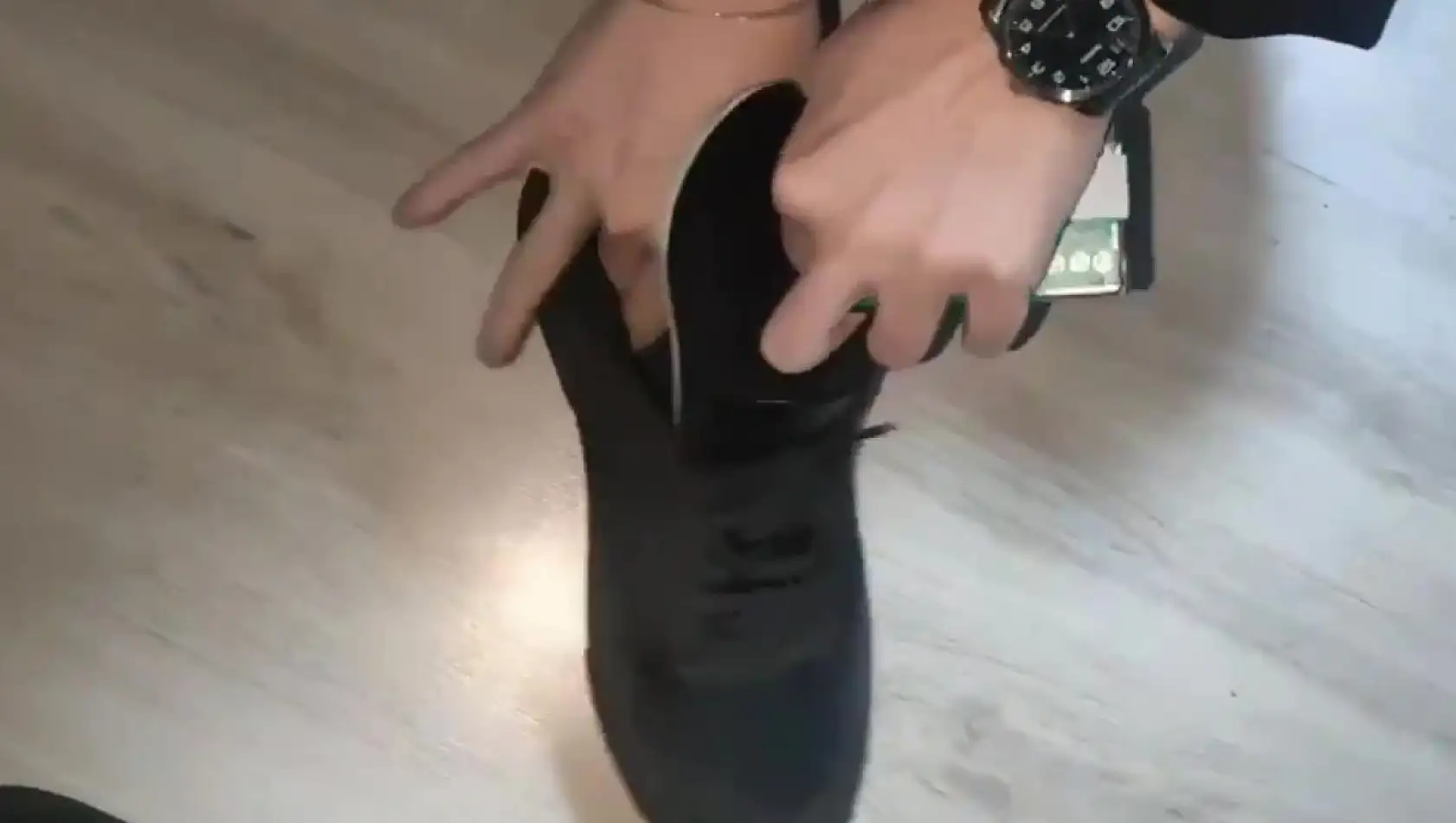 Ehliyet sınavında kurdukları düzenek 'pes' dedirtti