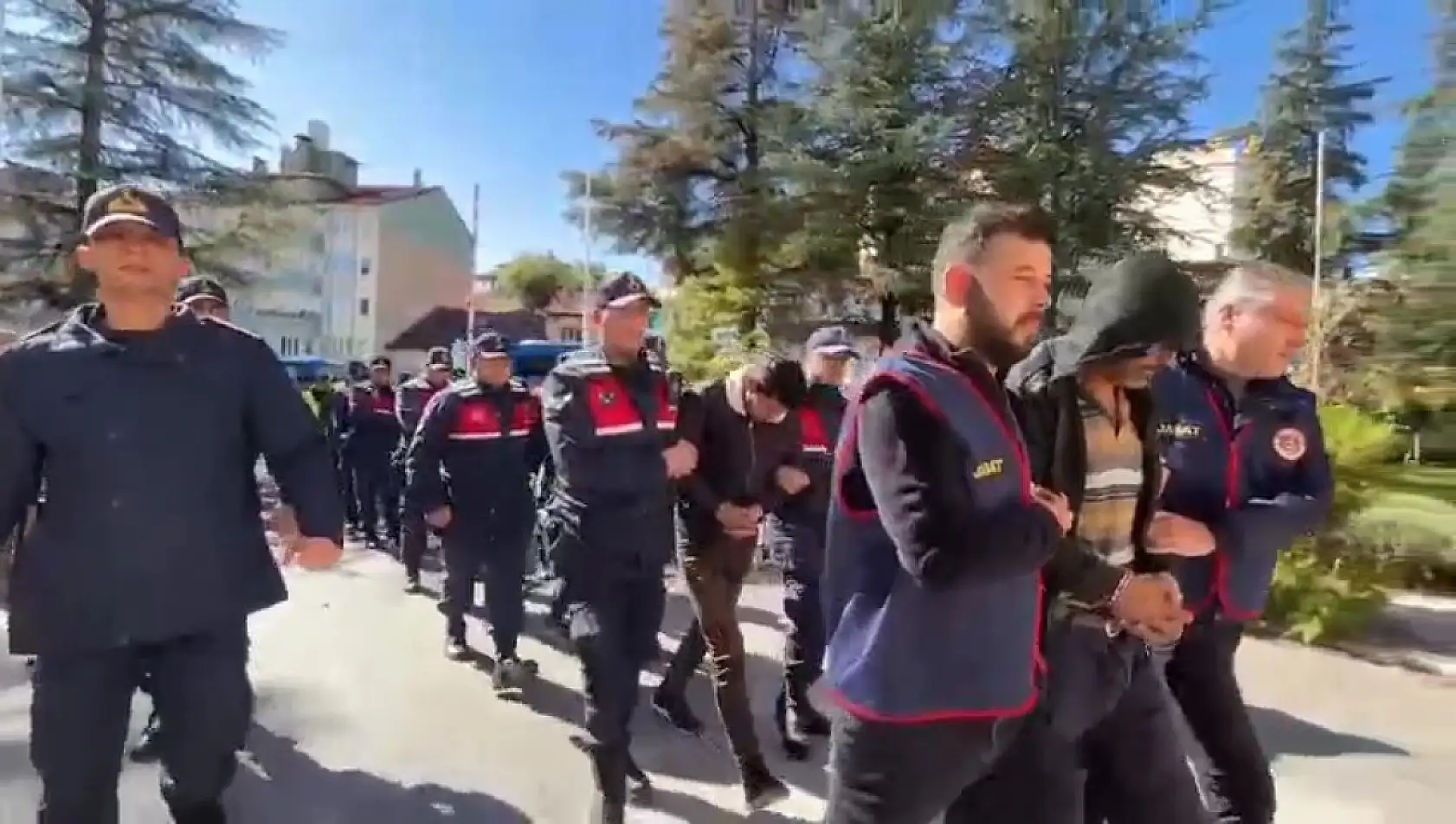 Denizli, Aydın ve Muğla'da 5 Milyonluk Kablo Hırsızlığı Şebekesi Çökertildi