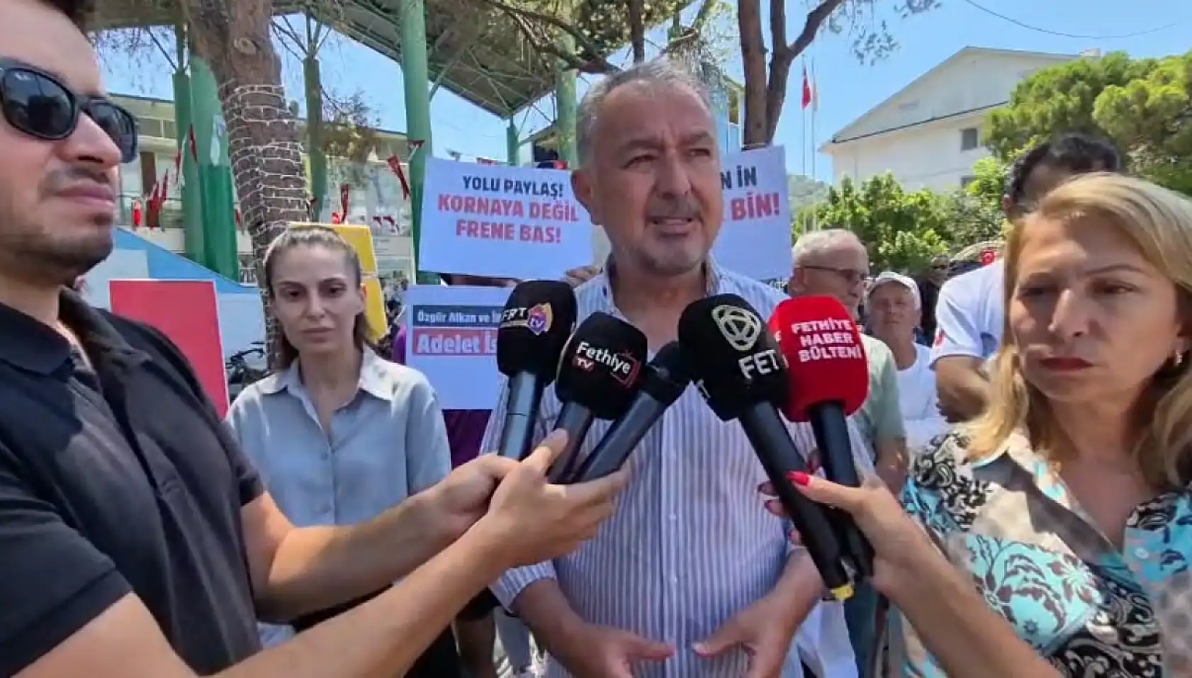 Fethiye'de Özgür Alkan ve İlker Muallim İçin Adalet Çağrısı