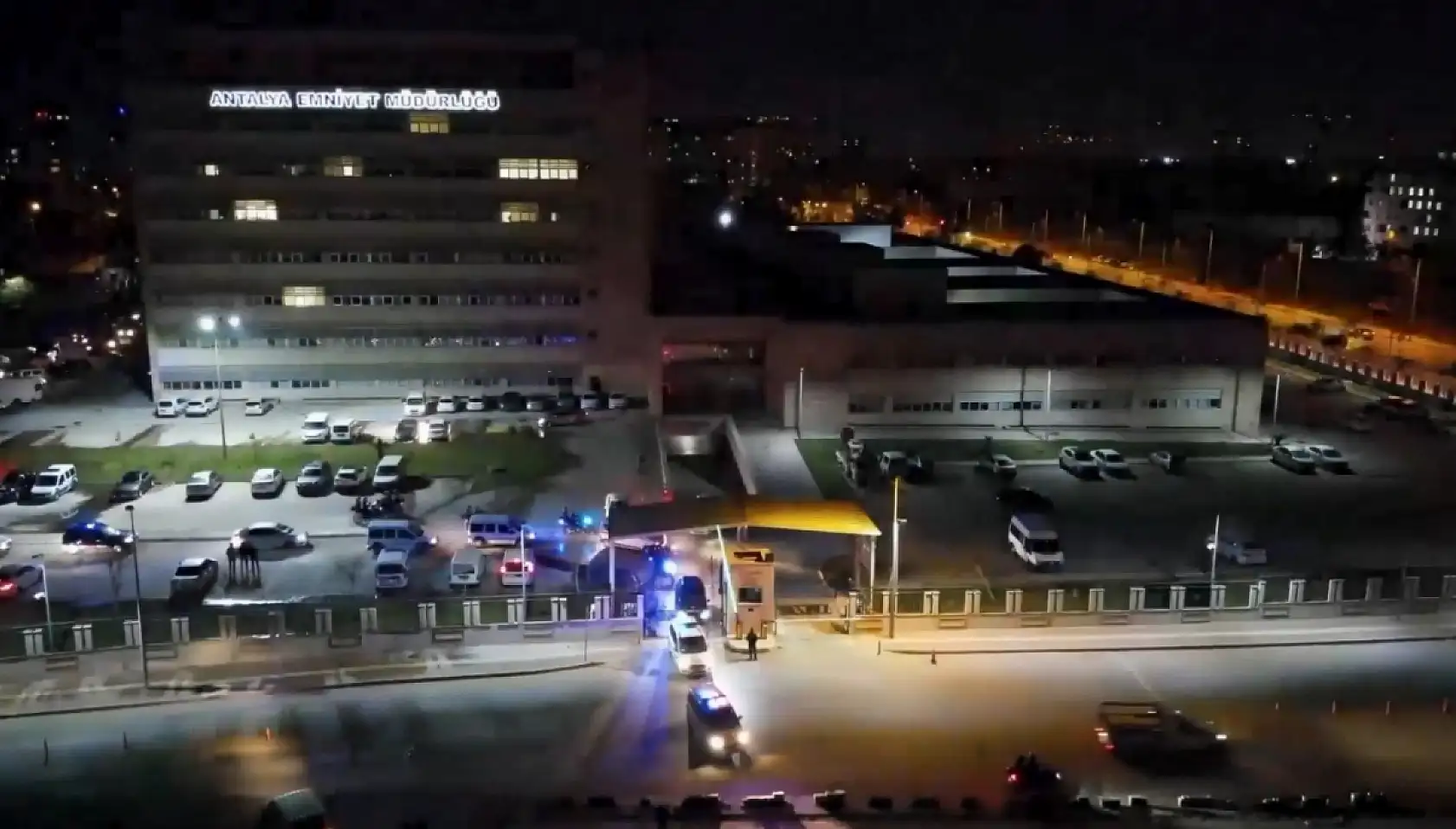 'Bizim oyunumuzu kimse bozamaz' deyip kadınlara zorla fuhuş yaptırdılar, 'Oyunbozan' operasyonuyla yakalandılar