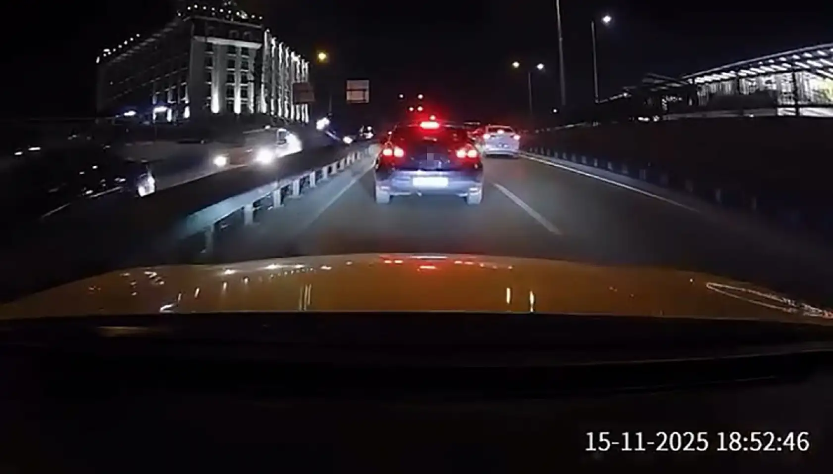 Zincirleme kaza kameraya yansıdı