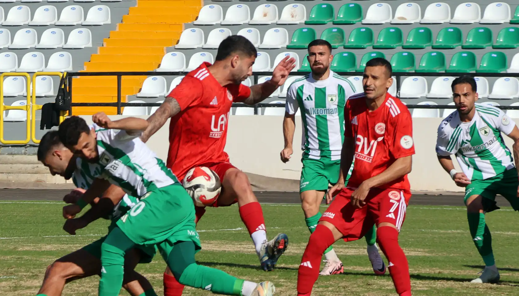 TFF 2. Lig: Muğlaspor: 2 - Batman Petrolspor: 0