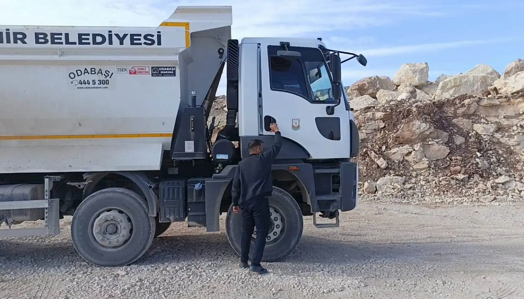 Kaza yapmasın diye kamyoneti kilometrelerce takip eden sürücü konuştu