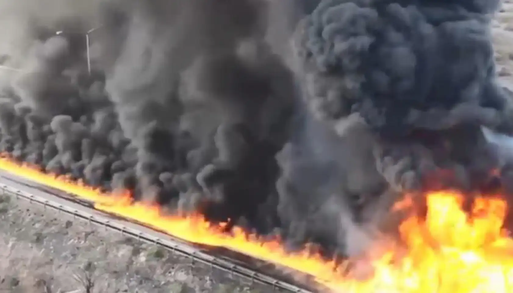 Mazot ve Benzin Yüklü Tanker Patladı