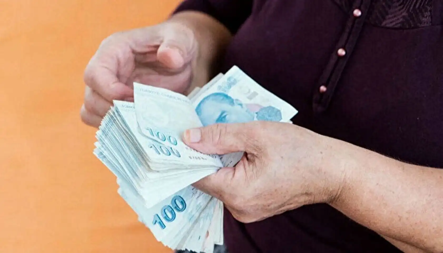 Emekliye çift maaş müjdesi!