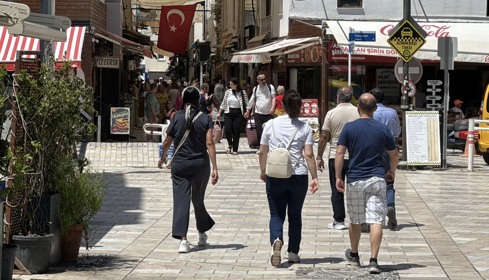 Muğla ve Antalya sahillerinde güneşli hava yoğunluğu
