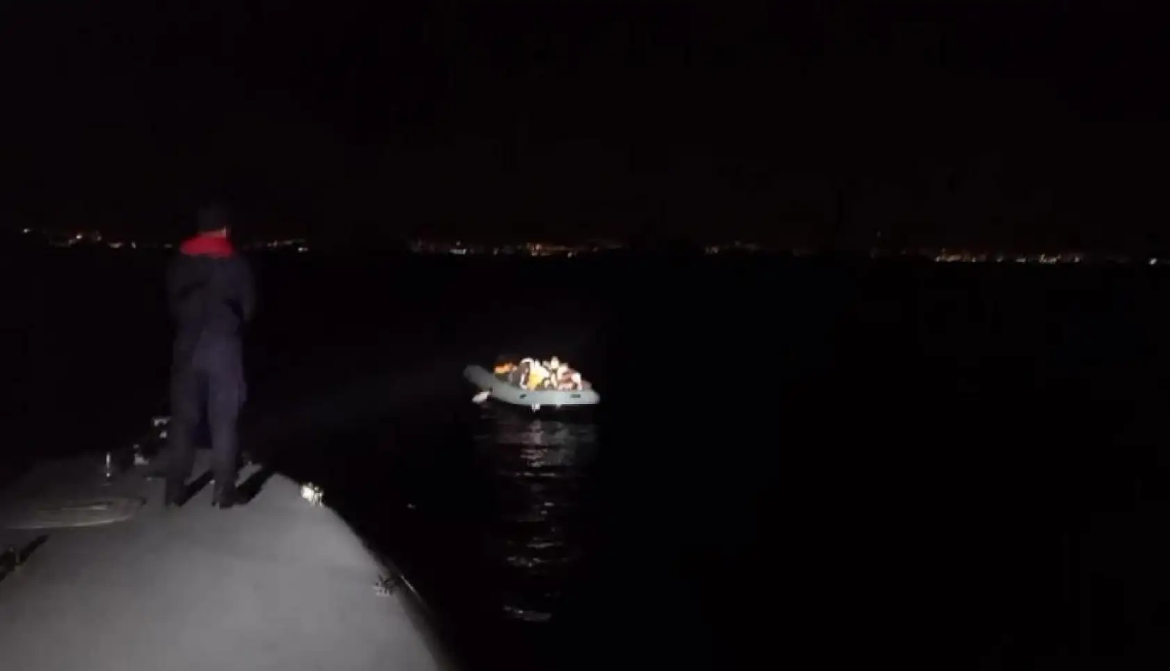 5 ayrı operasyonda 87 düzensiz göçmen kurtarıldı