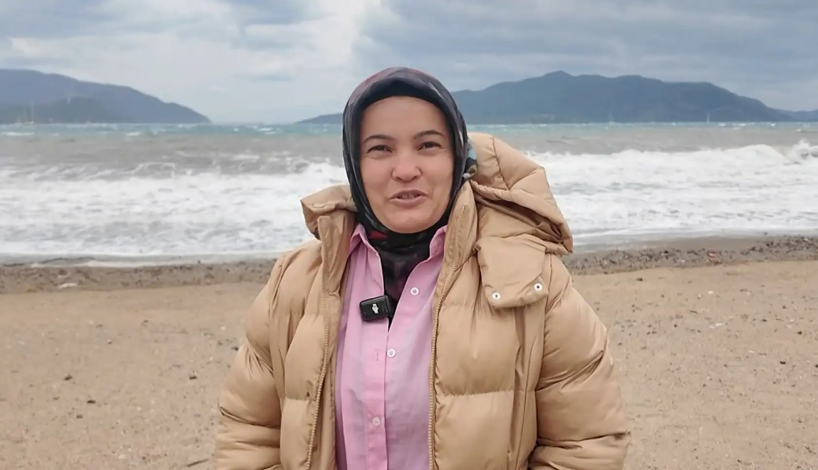 Marmaris'te fırtına etkisini göstermeye devam ediyor