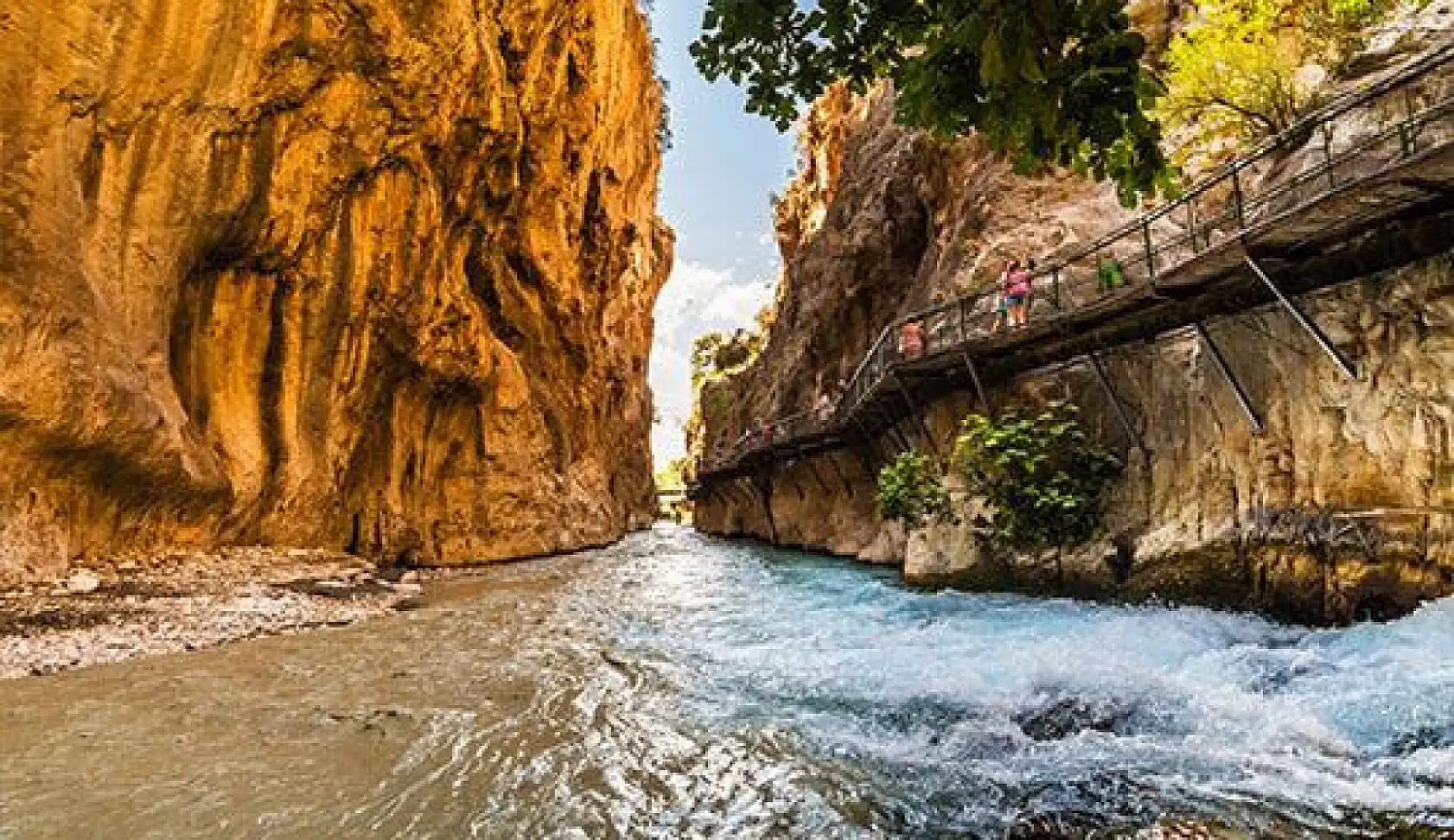 Saklıkent Kanyonu'na Ziyaretçi Akını