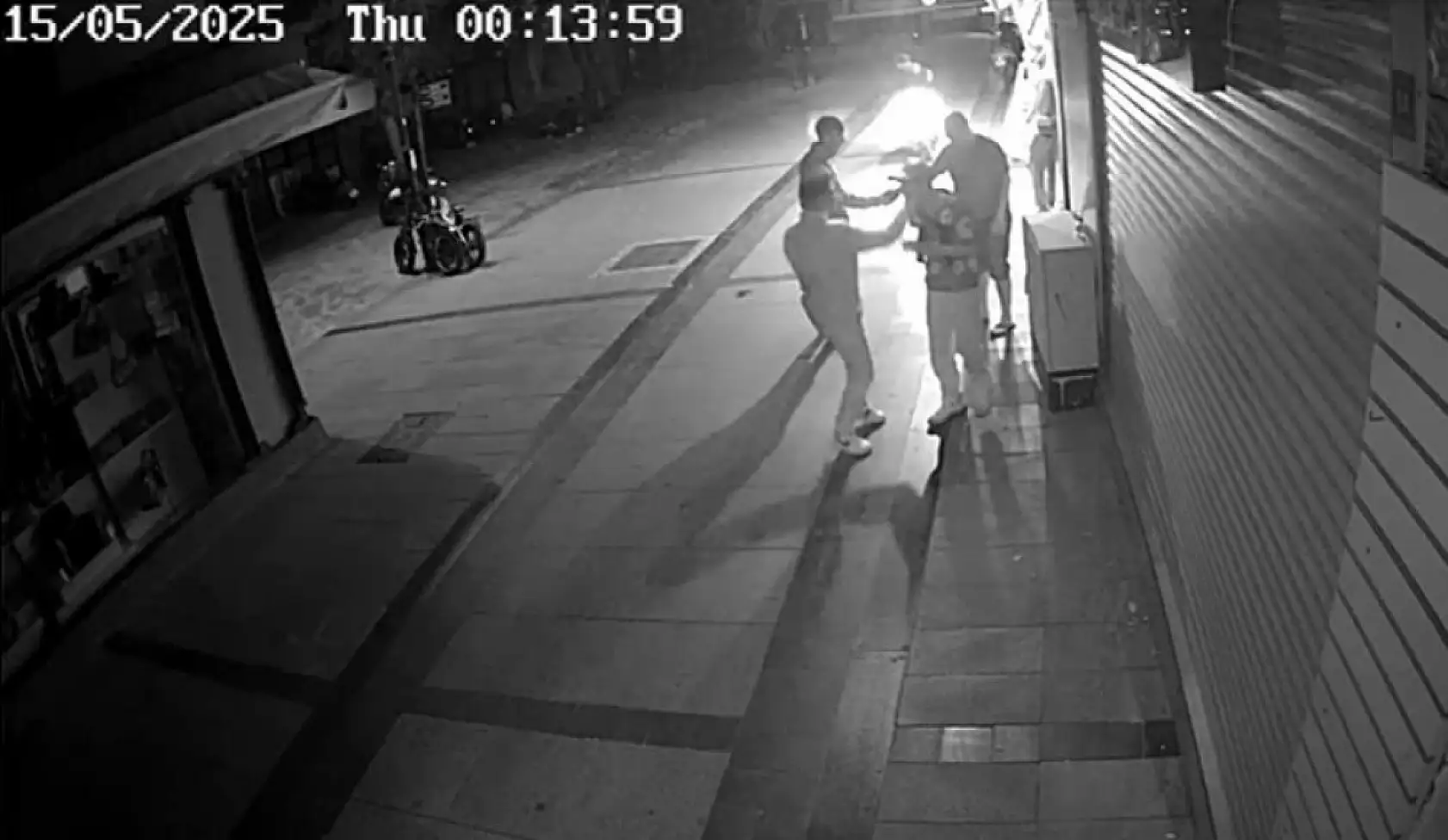 Marmaris'te turistleri gasp eden 3 kişi tutuklandı