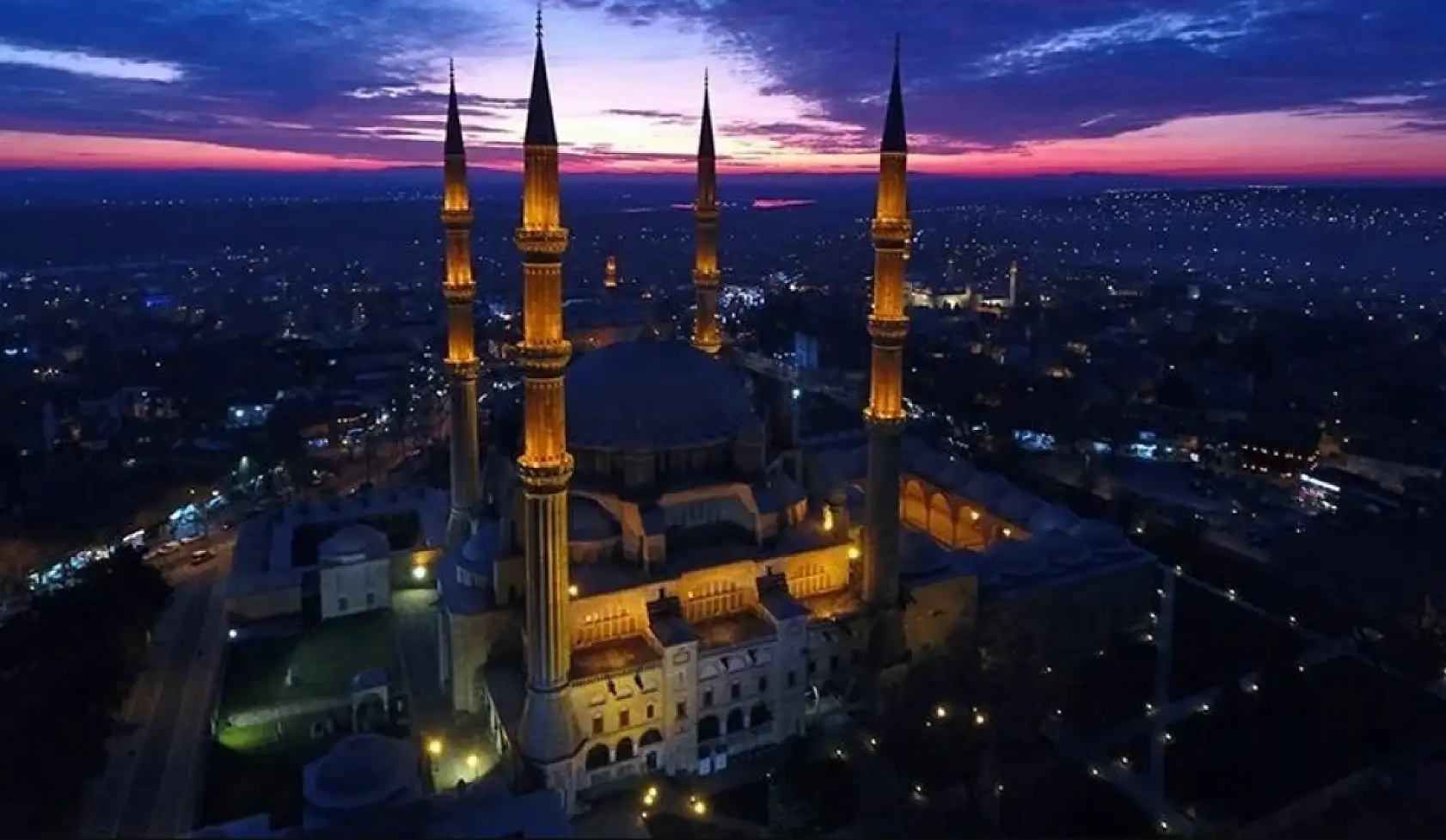 Miraç Kandili ne zaman? Kandil yarın mı? Kandilde oruç tutulur mu?