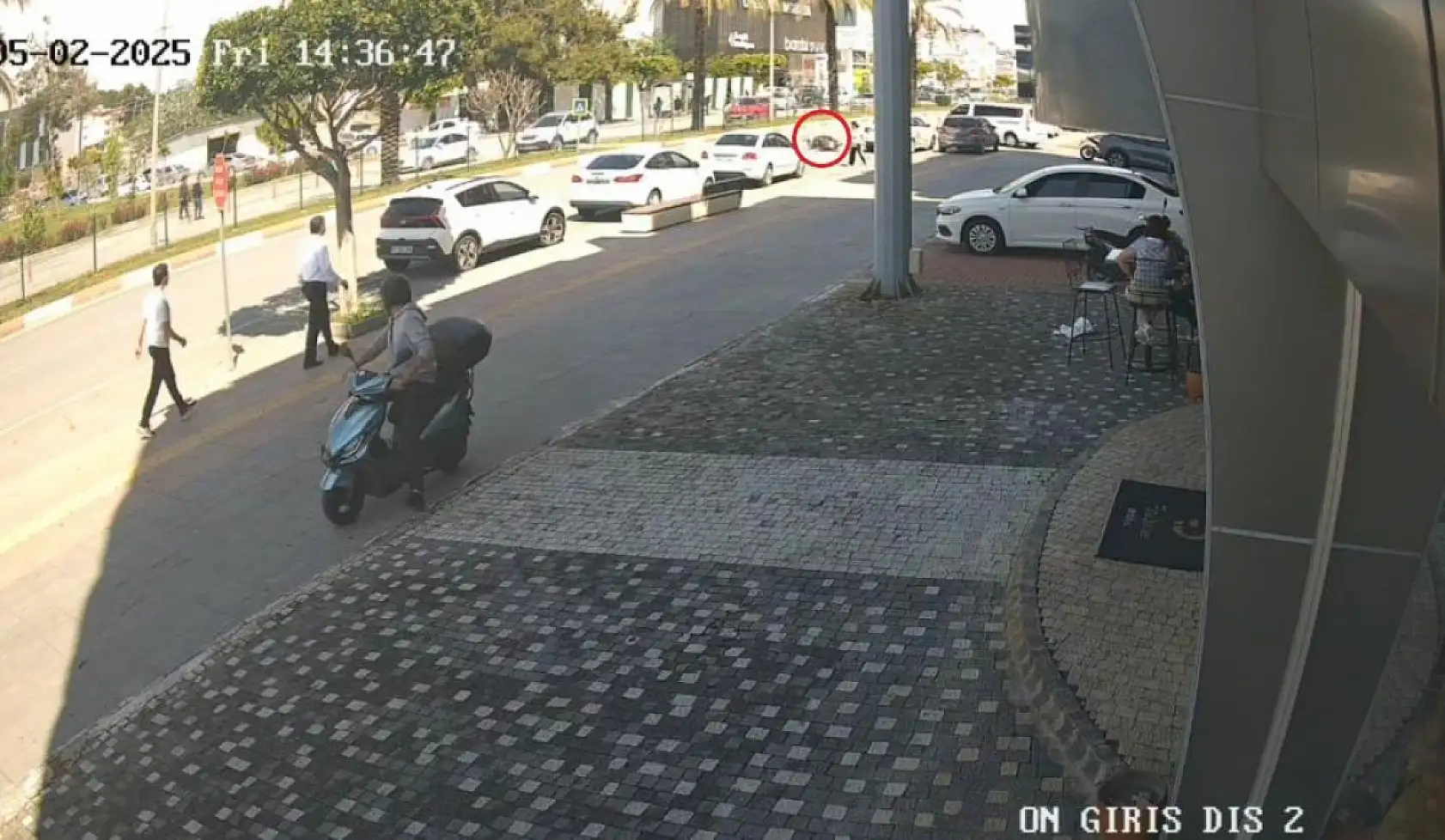 Aynı noktada peş peşe motosiklet kazaları: Polis ve sağlık ekipleri hangisine yetişeceğini şaşırdı