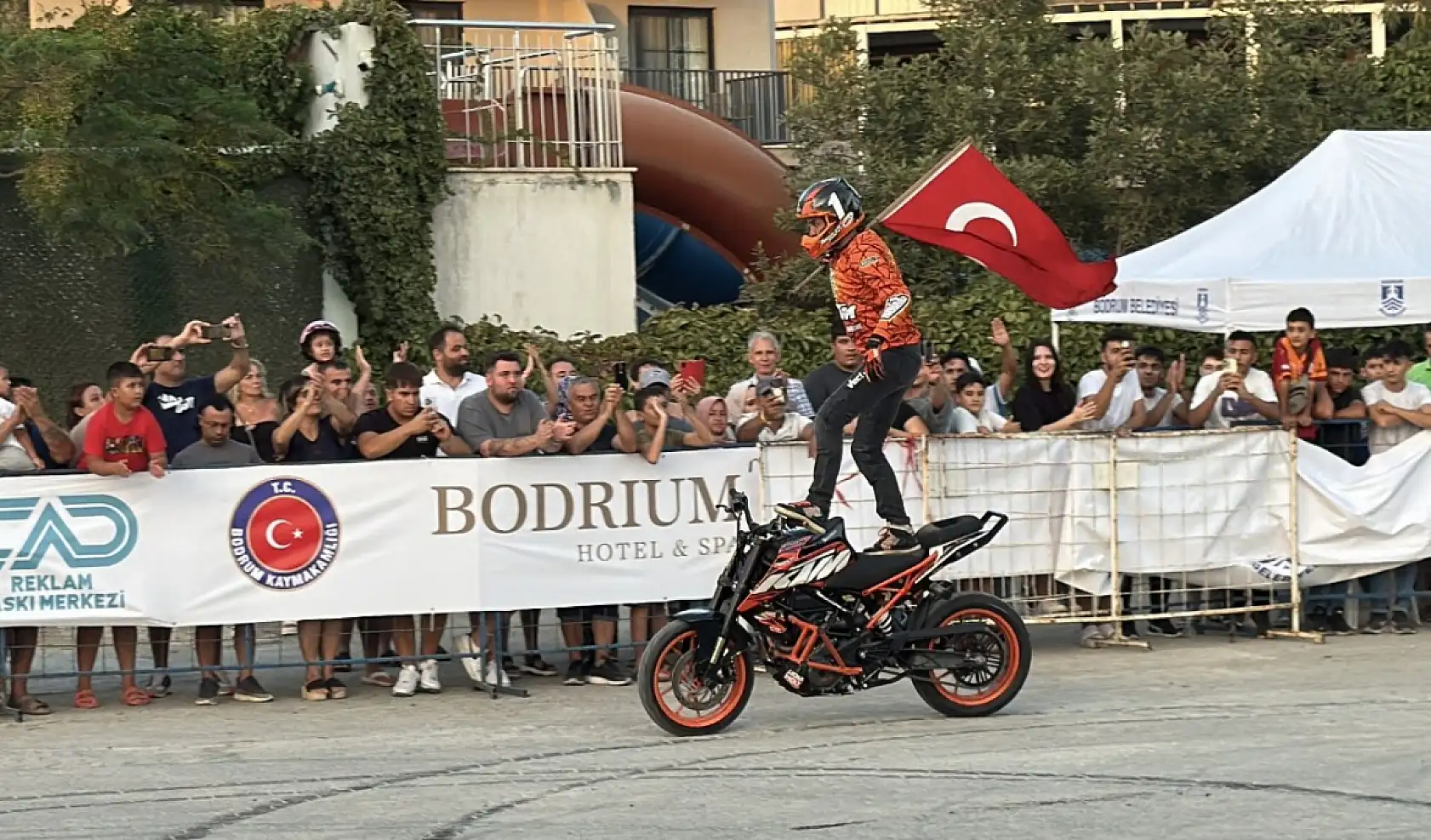 Bodrum'da kültürel ve sportif organizasyonlar turizm hareketliliğini artırdı