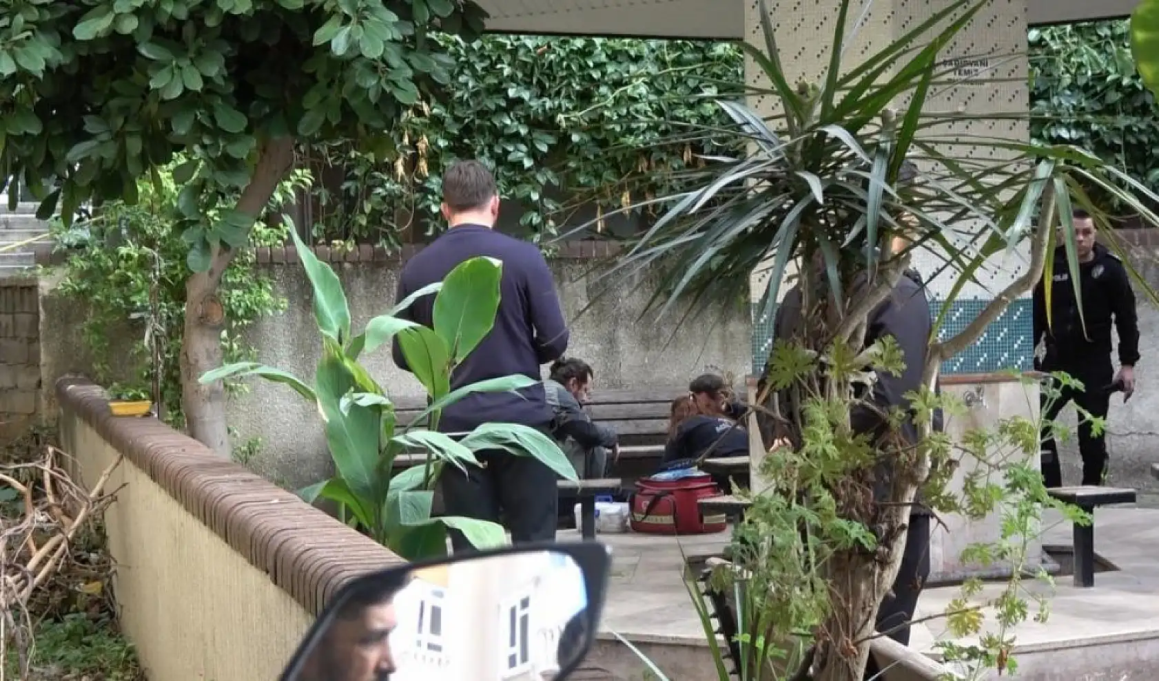 Dayı dehşet saçtı: 1 yeğenini öldürüp diğer yeğeni ve eniştesini yaraladı